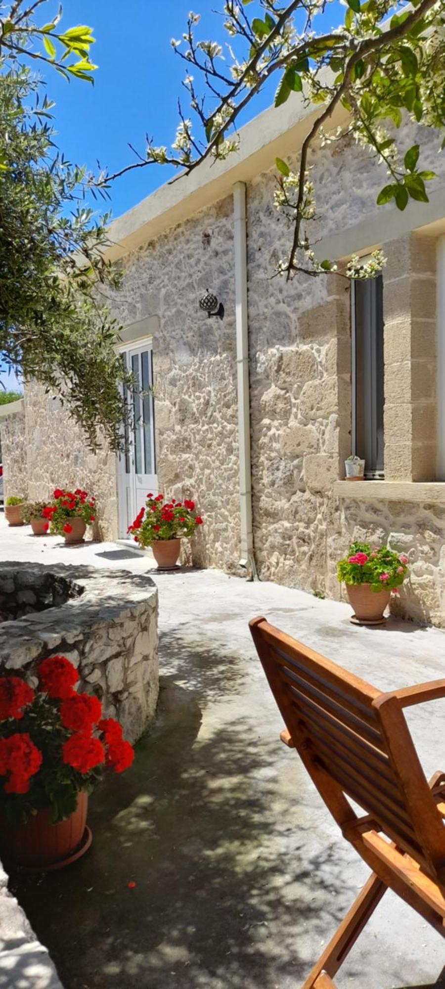Apartment Margarita's Stone House