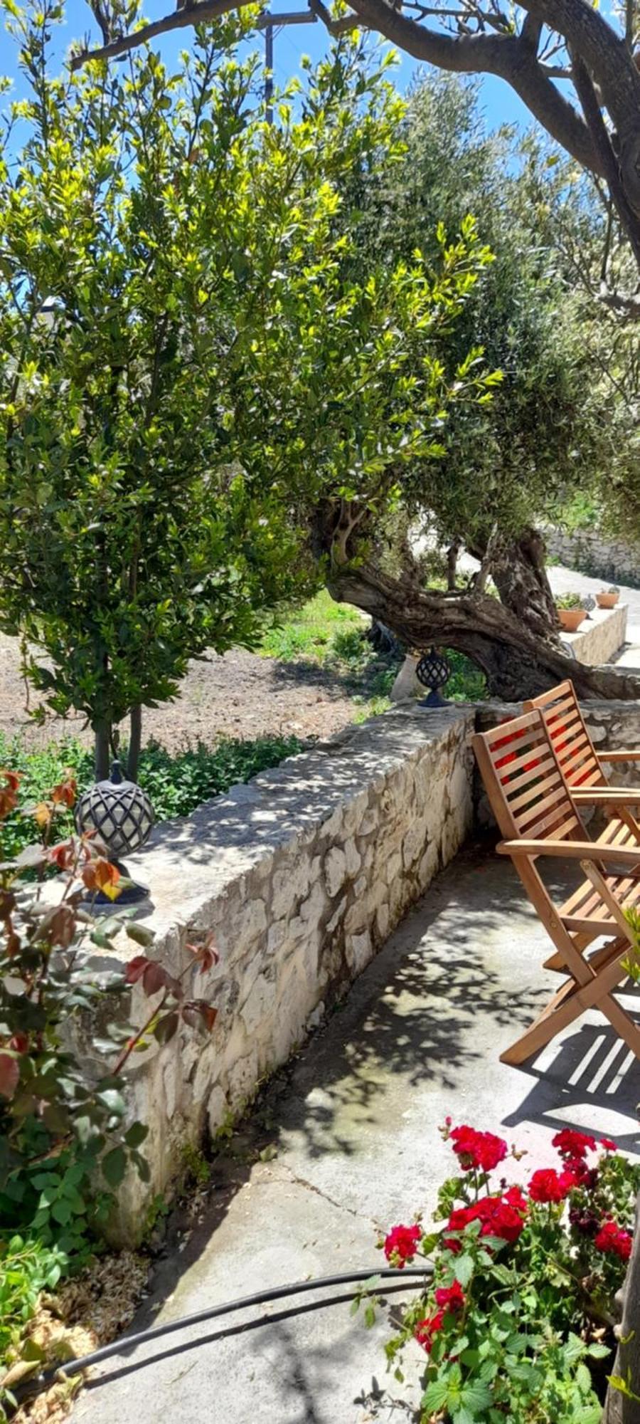 Apartment Margarita's Stone House Platanos (Chania)