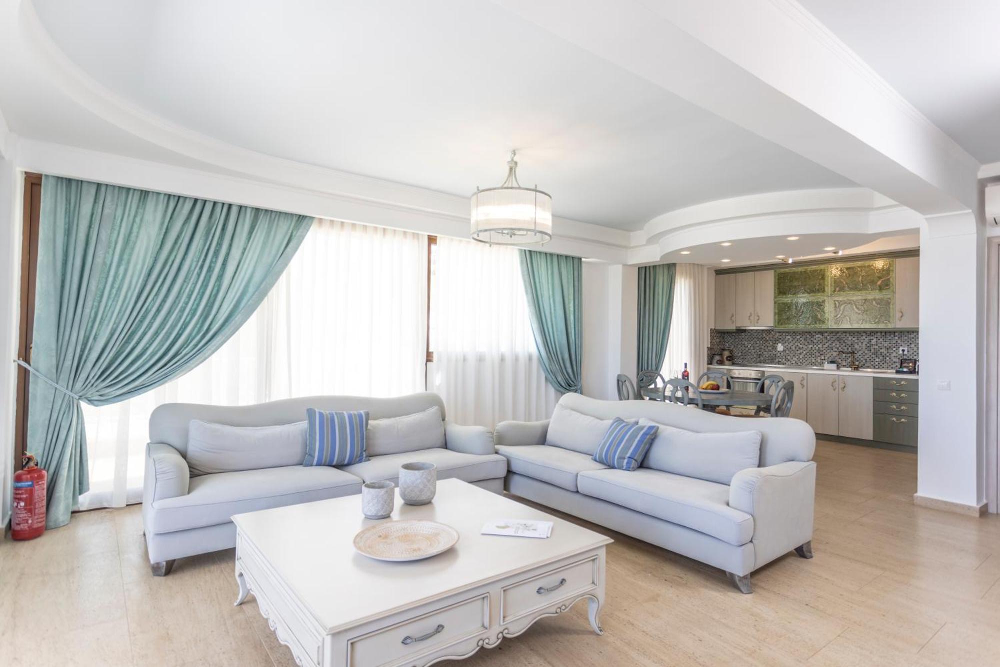 D'oro - Luxury & *
