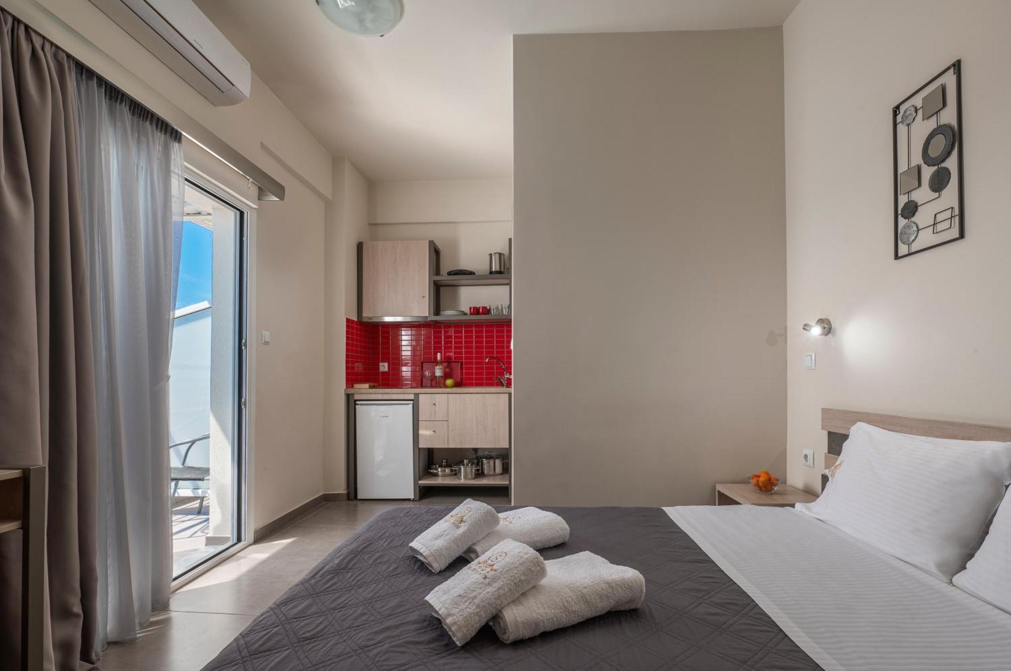 Sunshine Aparthotel Neos Marmaras