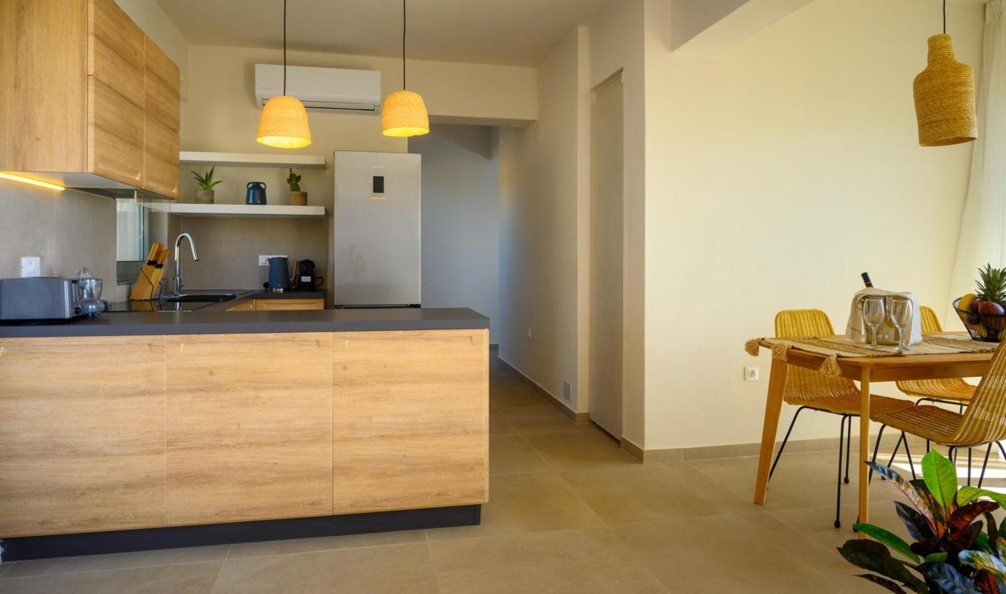 Apartment Roots In Crete