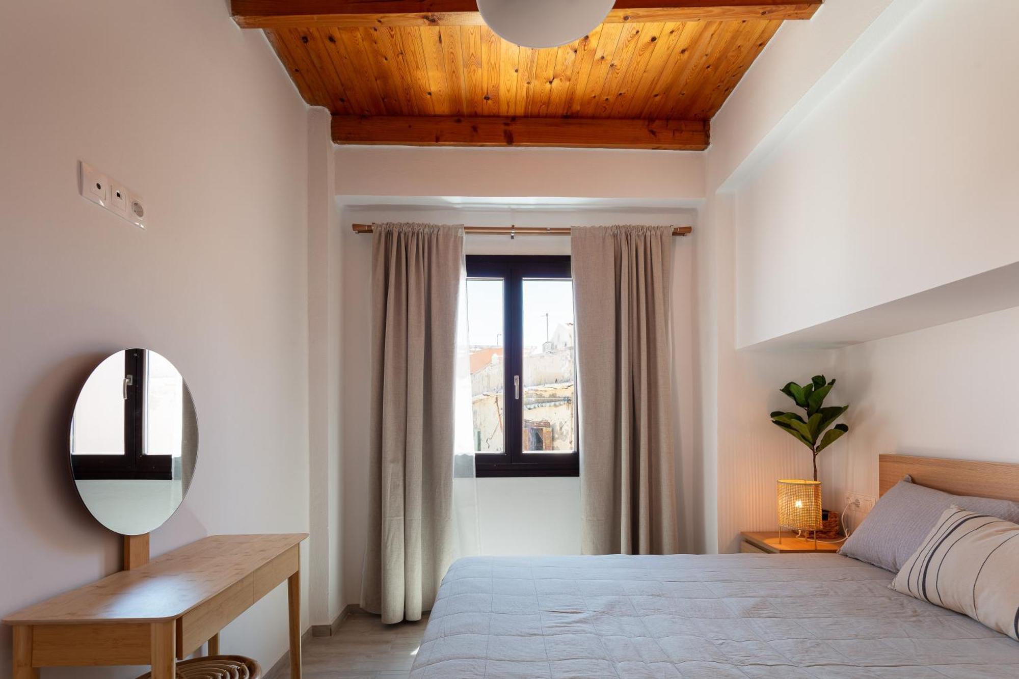 Fortezza Sea Breeze, Anne, 2 Bedrooms & Sea View Apartment *