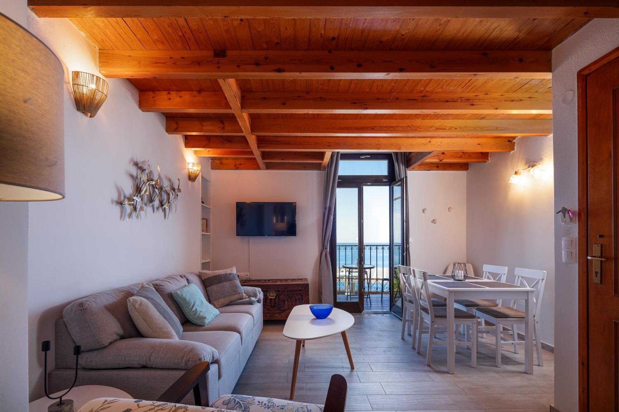 Fortezza Sea Breeze, Anne, 2 Bedrooms & Sea View * Rethymno (Crete)