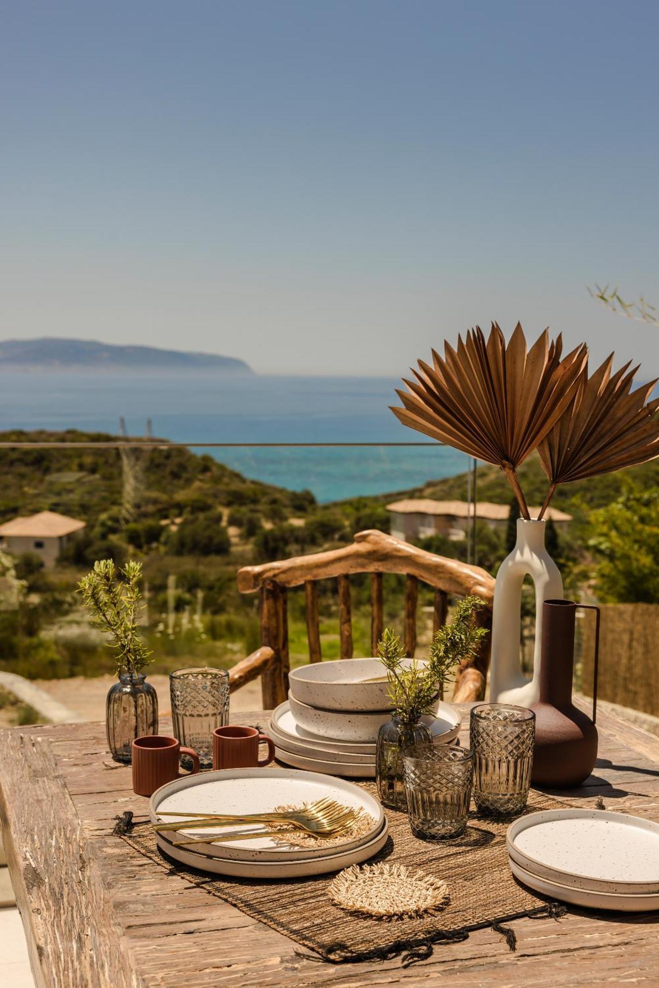 Holiday home Hilaritas Premium Seafront Stay - April & May Limited Spring Offer! *