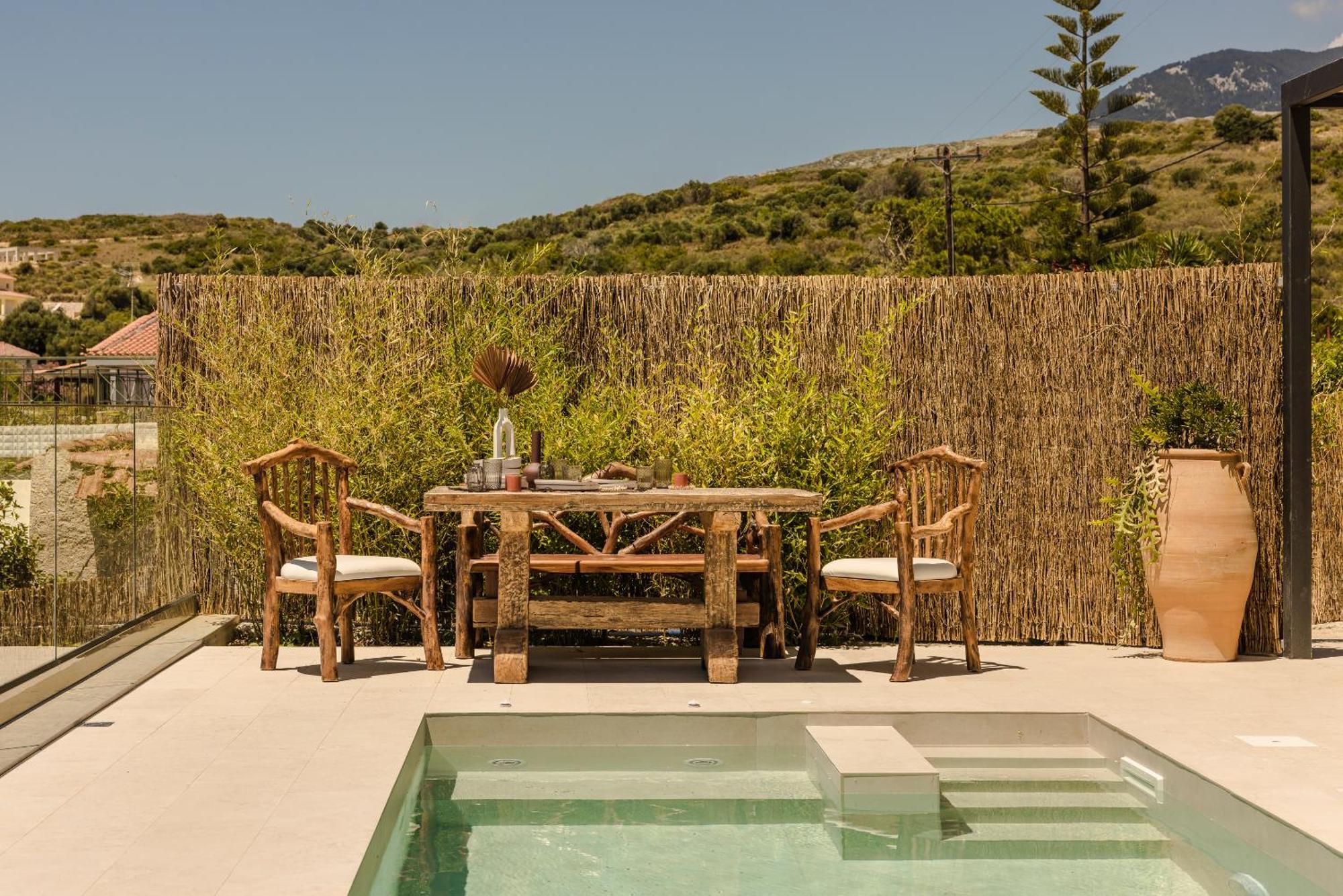 Holiday home Hilaritas Premium Seafront Stay - April & May Limited Spring Offer! Ratzaklion