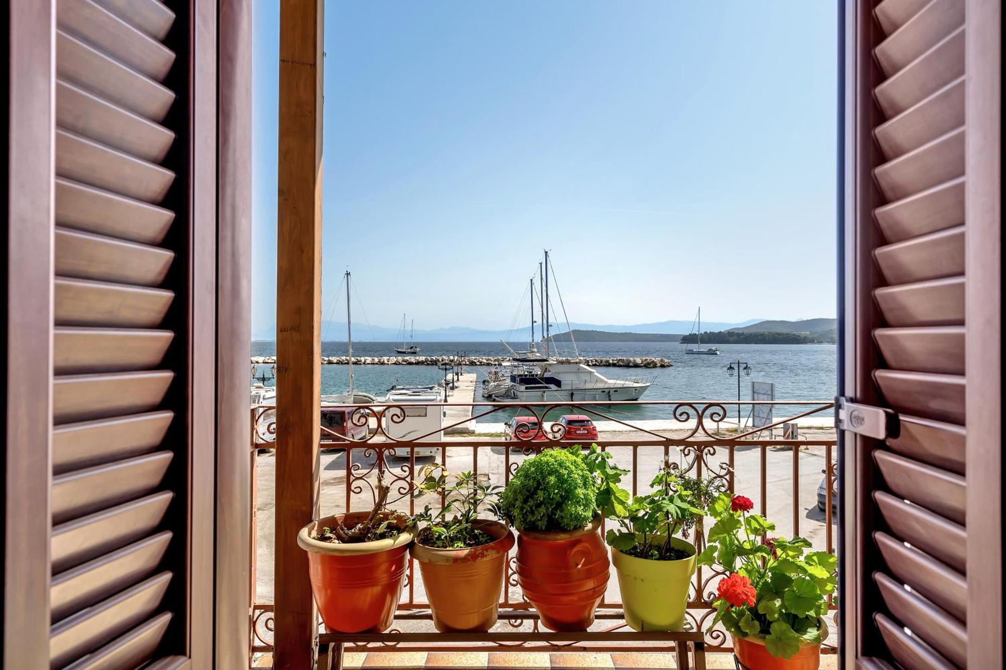 Holiday home Barba Panais' House