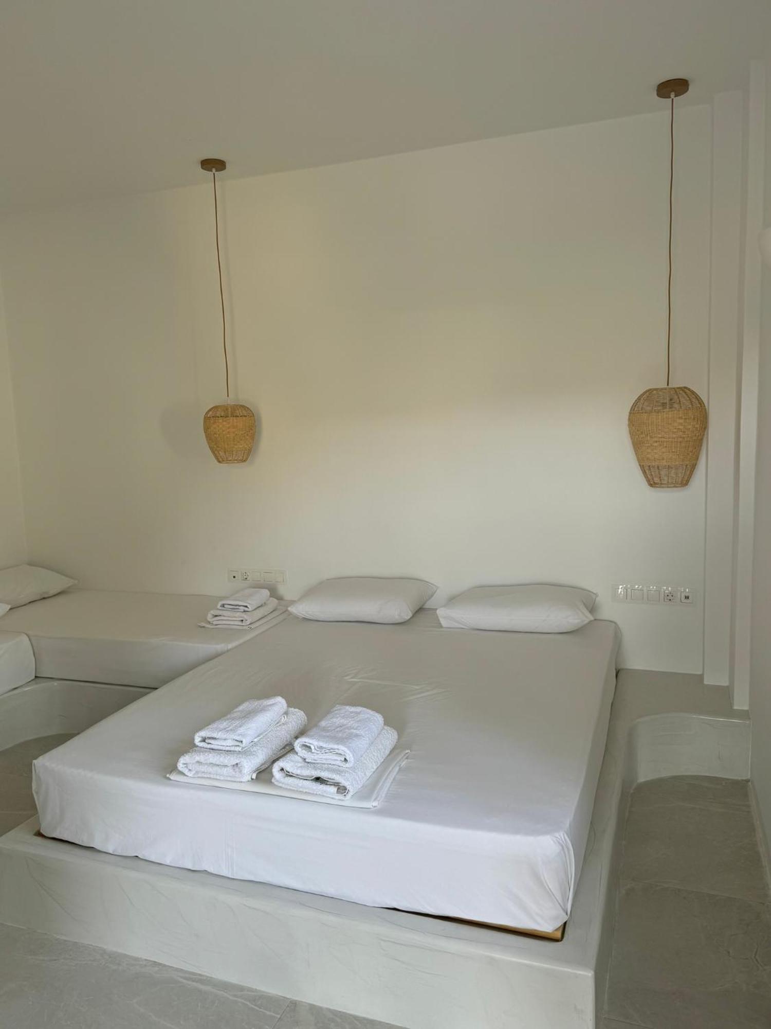 Manthos Place Aparthotel *
