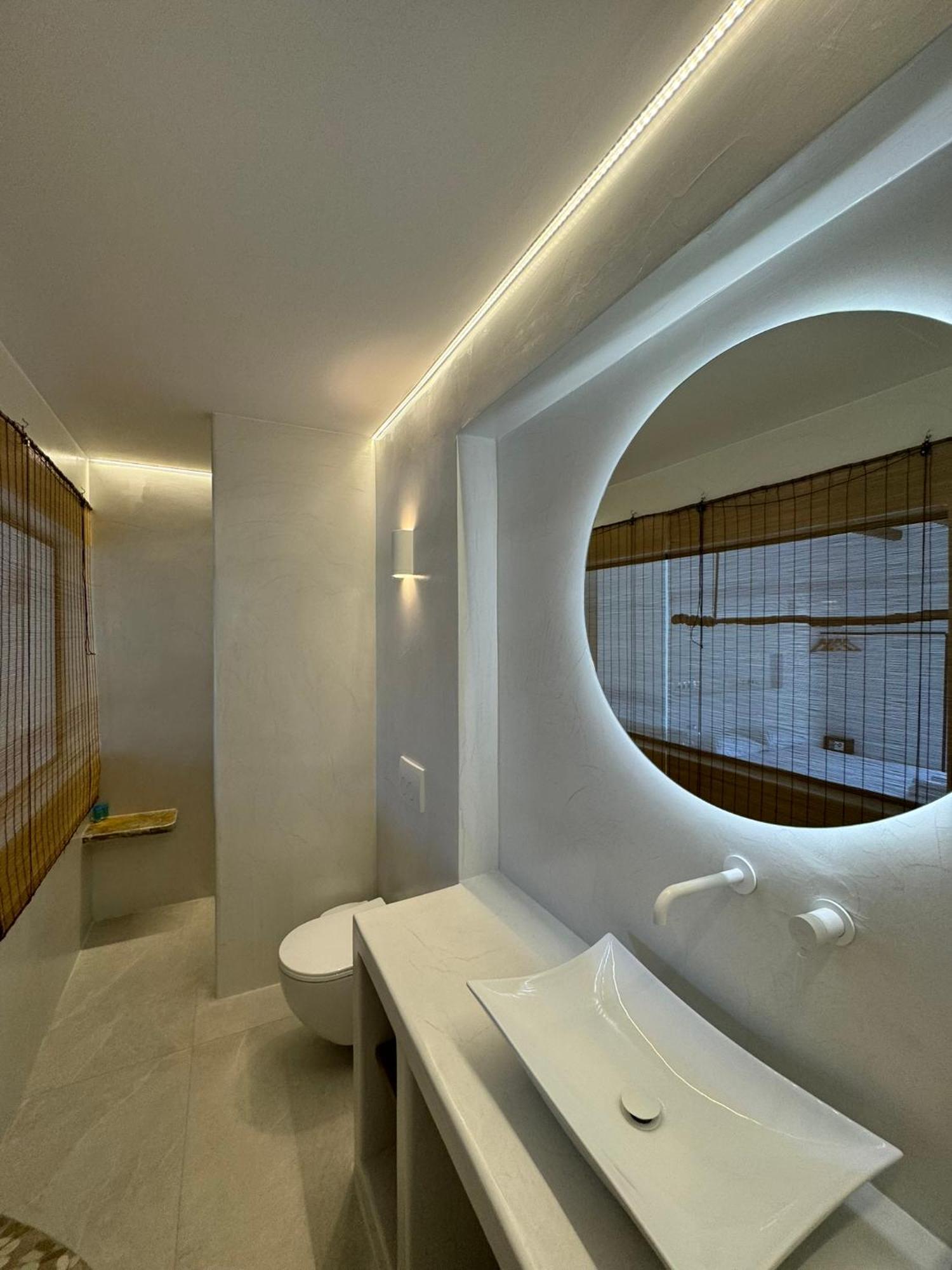 Manthos Place Aparthotel