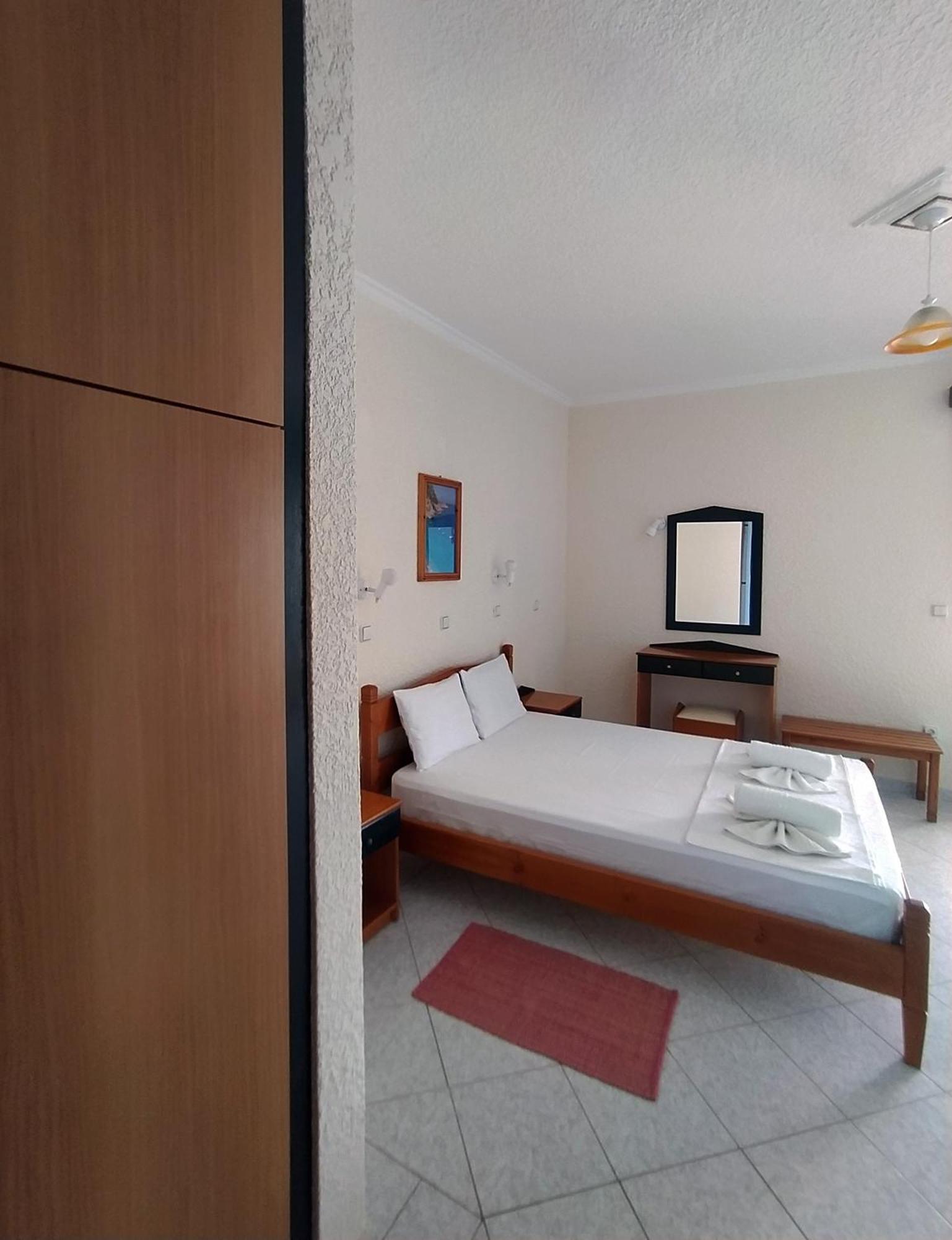 Aparthotel B & N Melas
