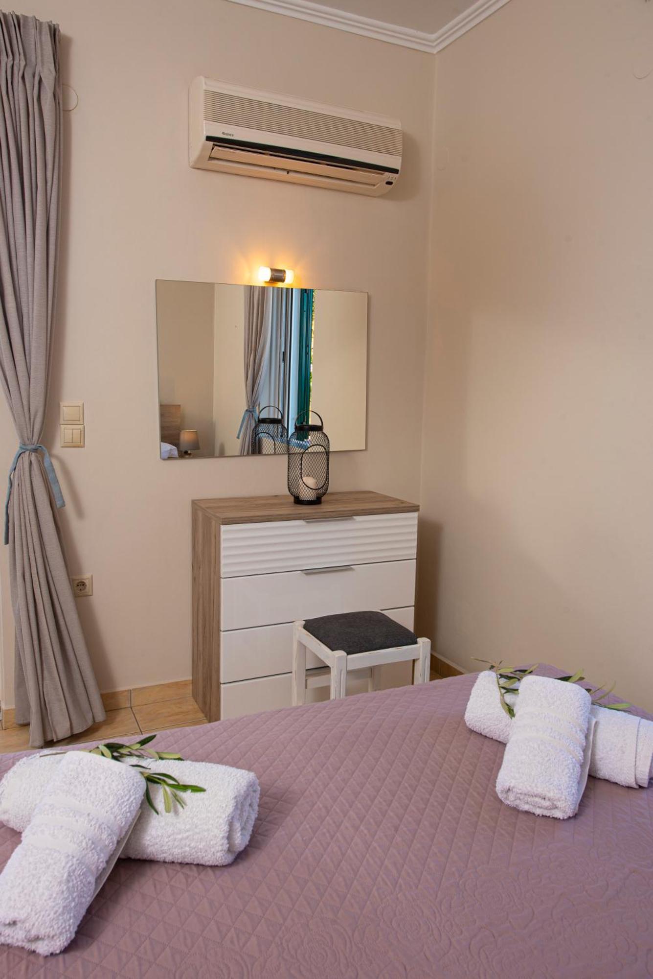 Agnantio Apartment *