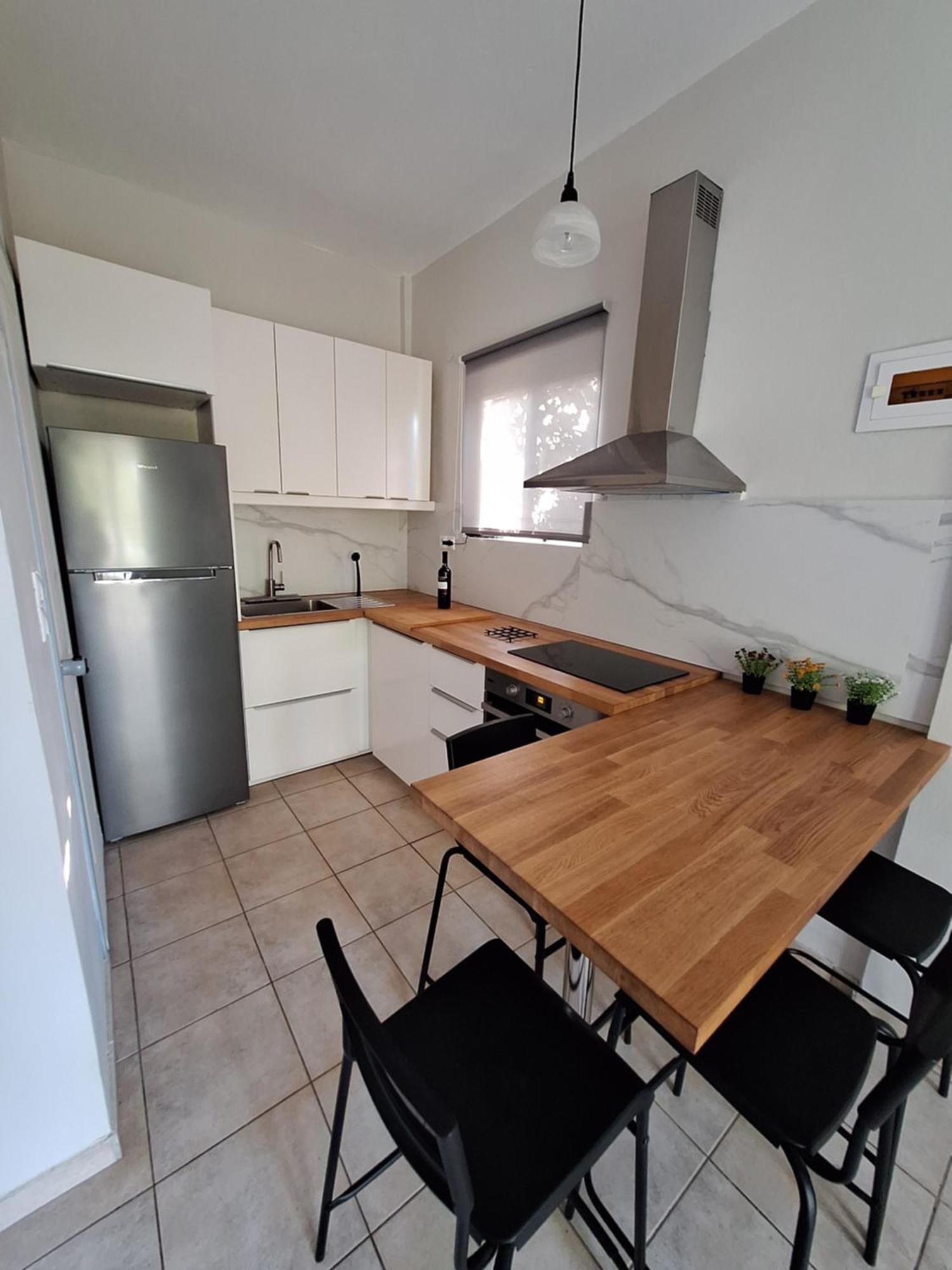 Artemis Apartment *