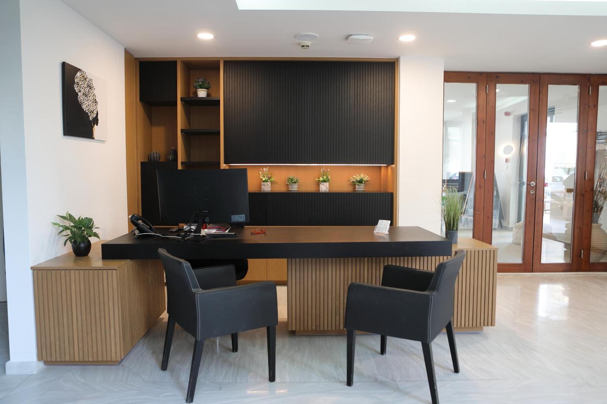 Ammos Suites Hotel 4*