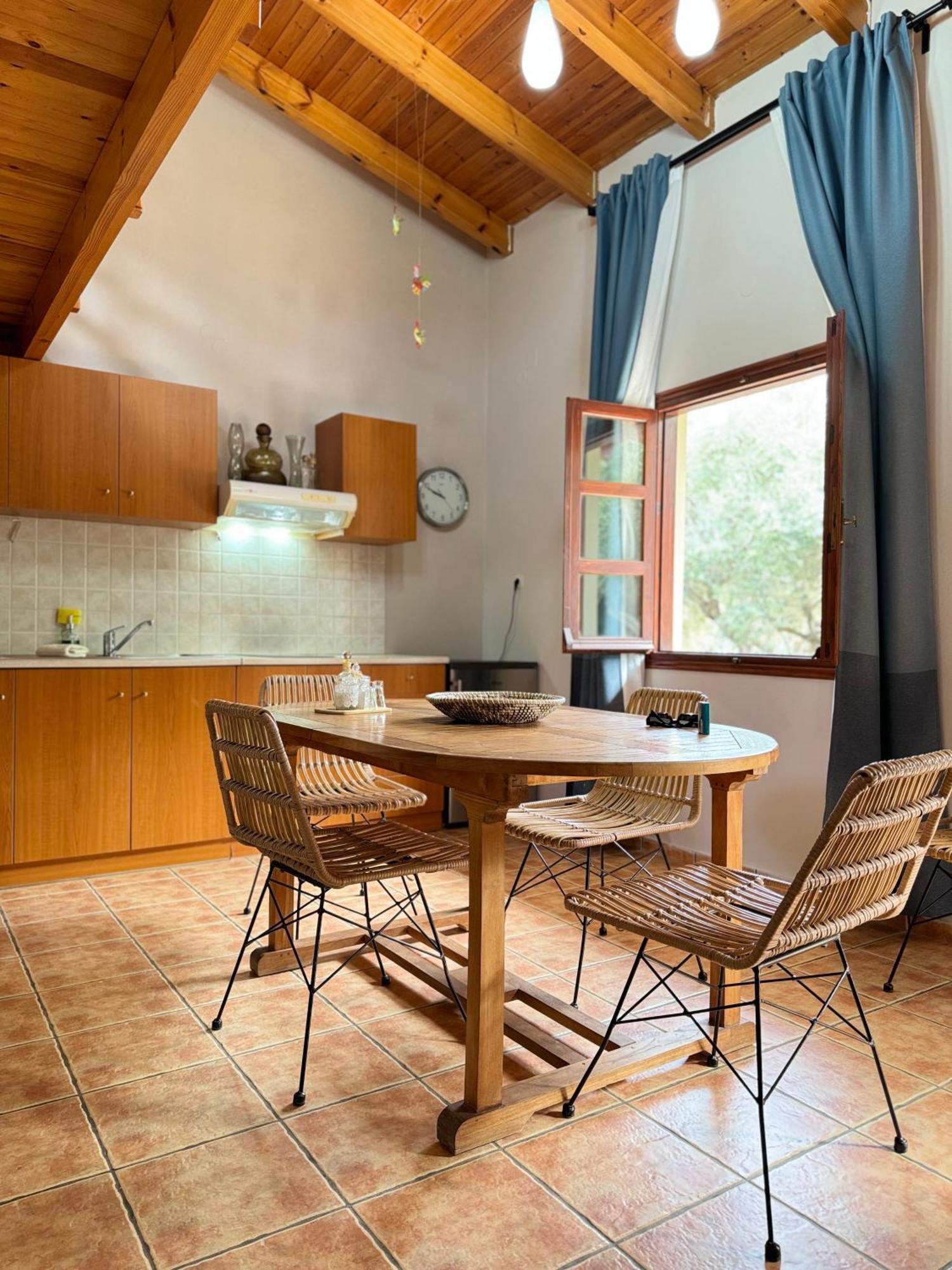 Psamathi Living & Taste Apartment Marathi (Crete)