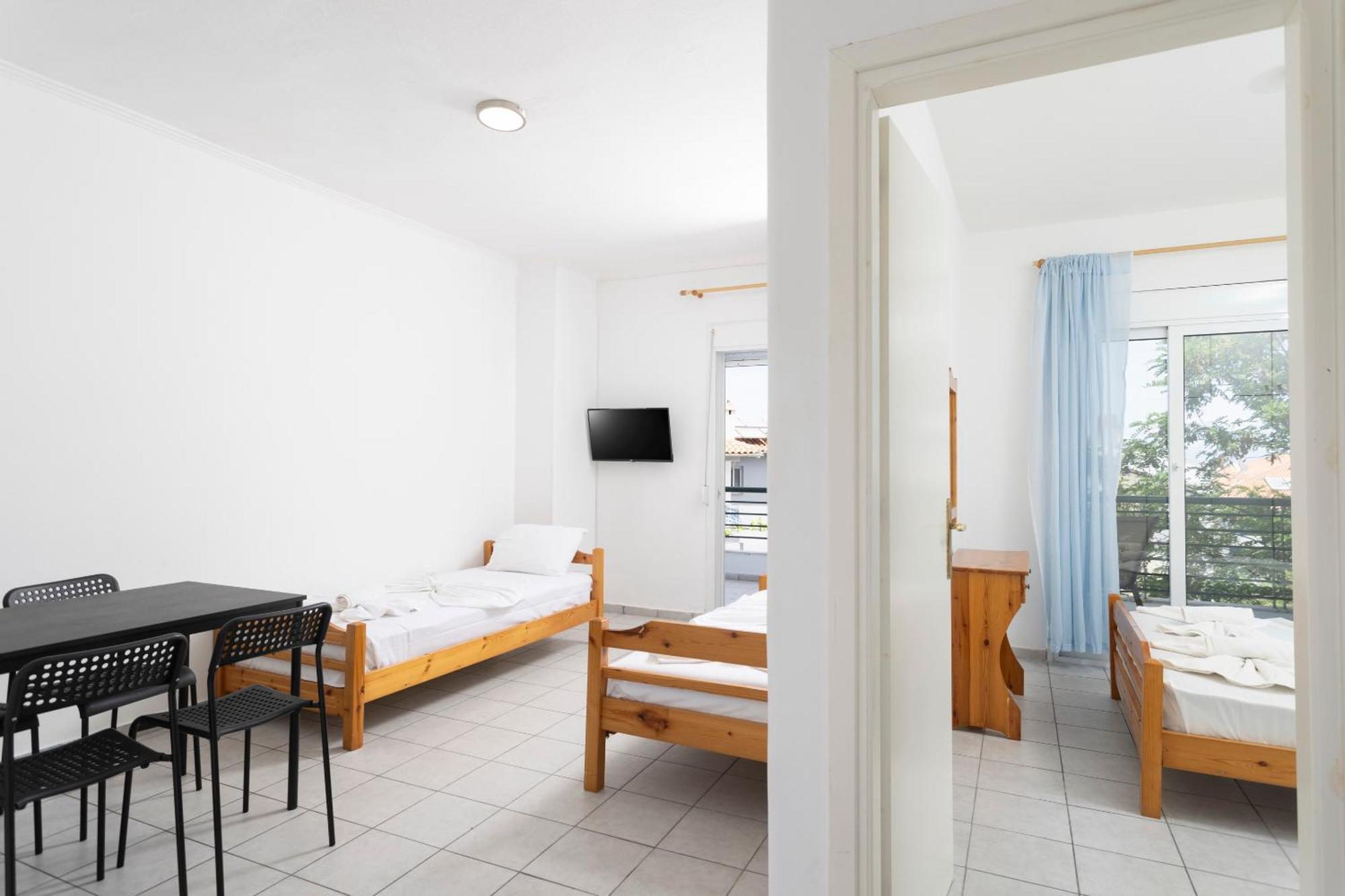 Apartment Amadeo Hanioti