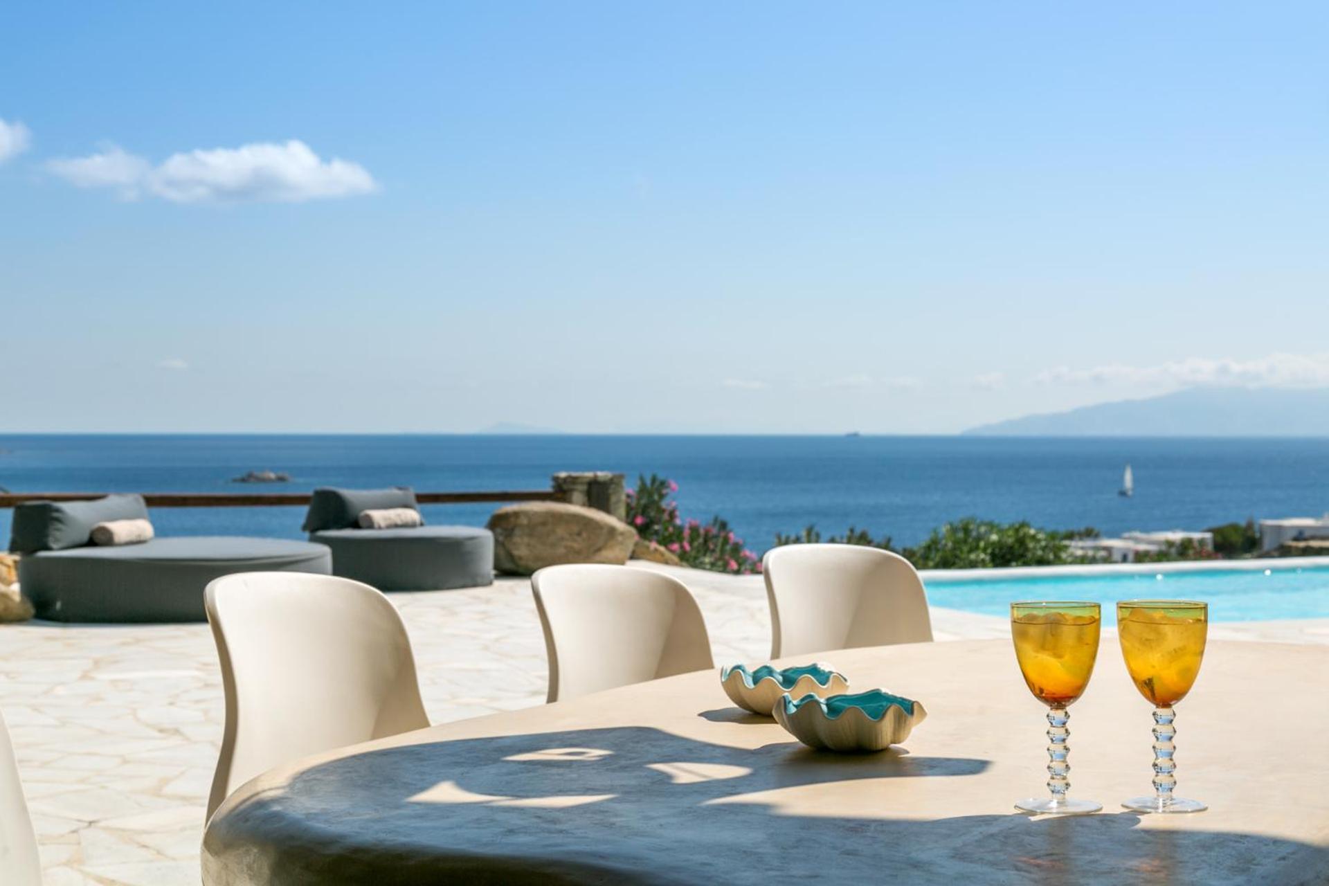 Melangio Private Pool & Sunrise Views - 2024 Renovation