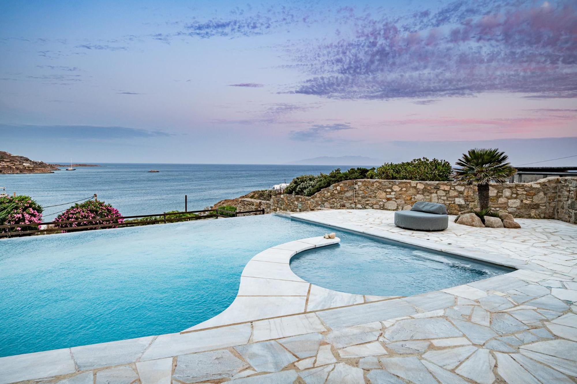 Melangio Private Pool & Sunrise Views - 2024 Renovation Mykonos Town