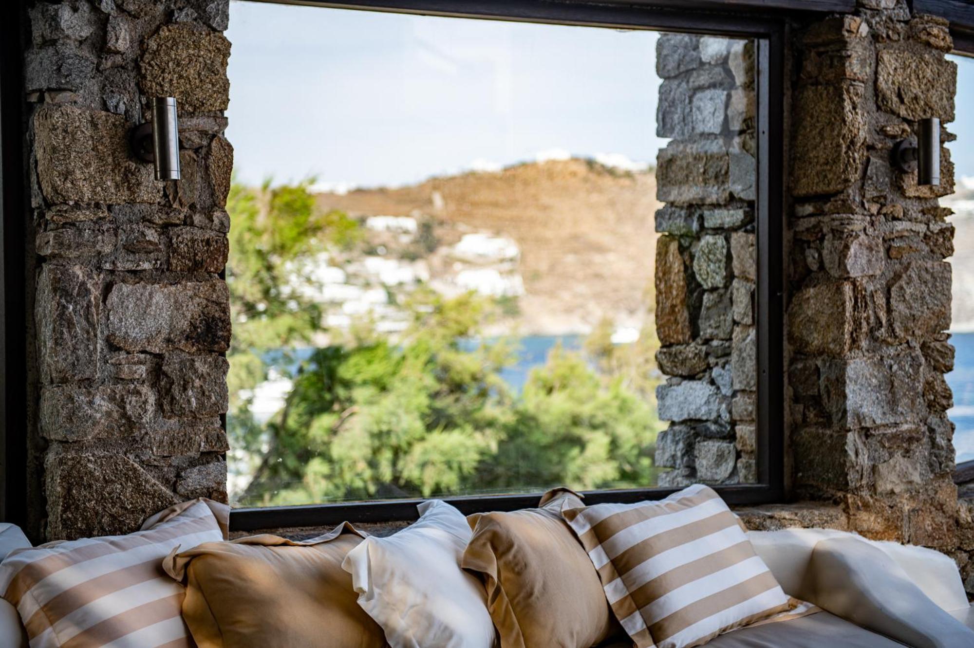 Villa Melangio Private Pool & Sunrise Views - 2024 Renovation *
