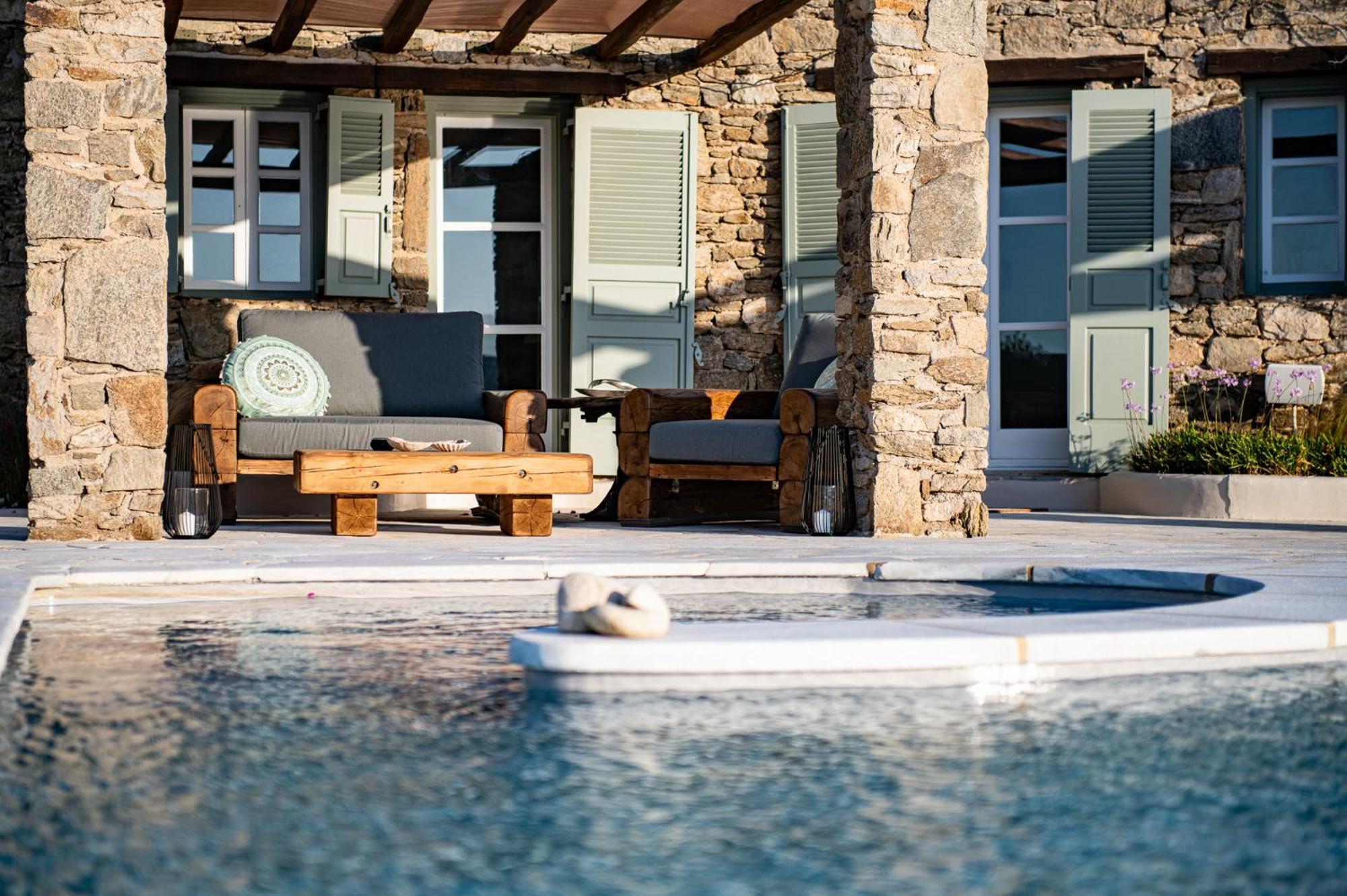 Melangio Private Pool & Sunrise Views - 2024 Renovation * Mykonos Town