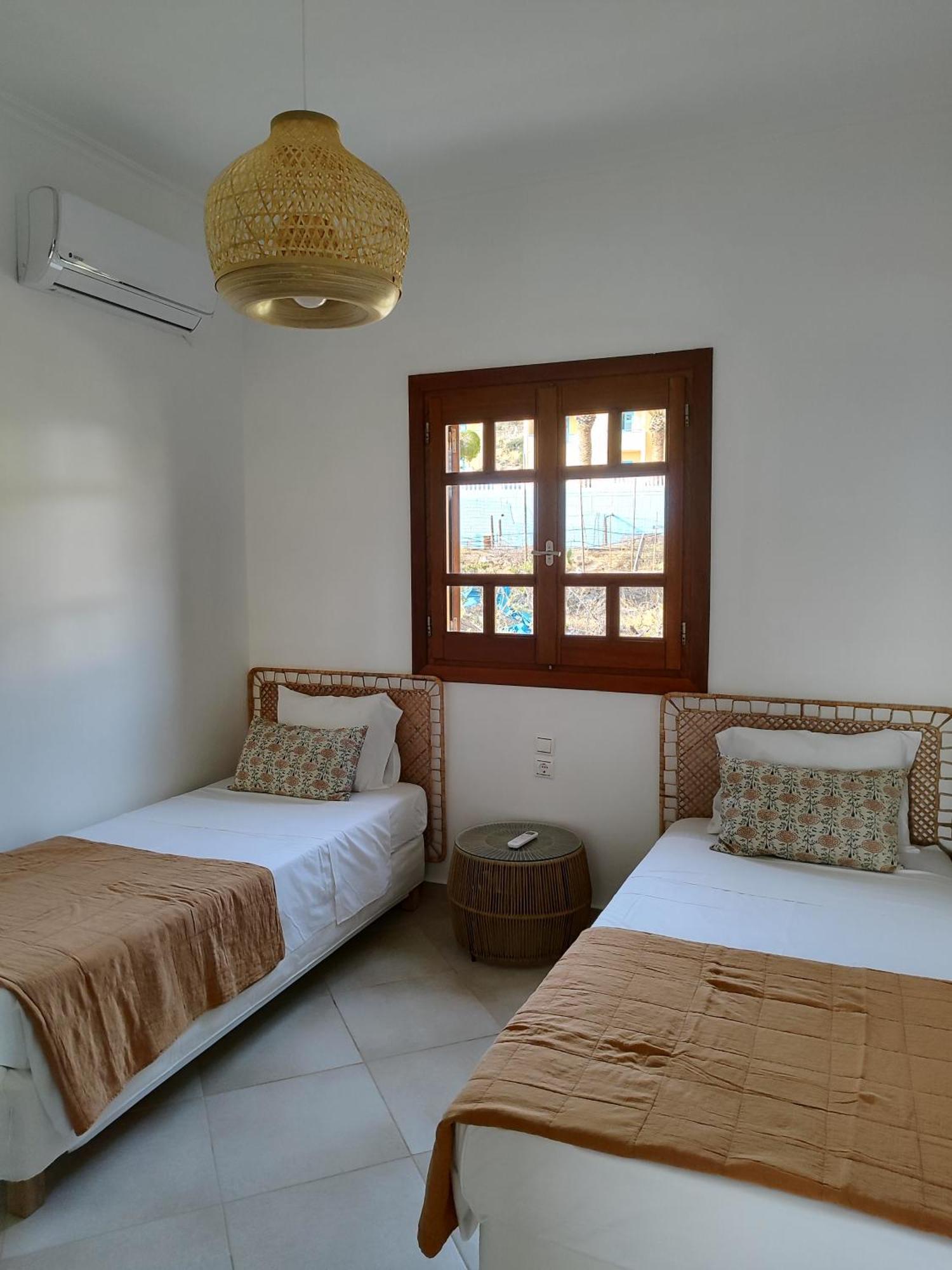 Holiday home Private Beachfront House Lefkos (Karpathos)