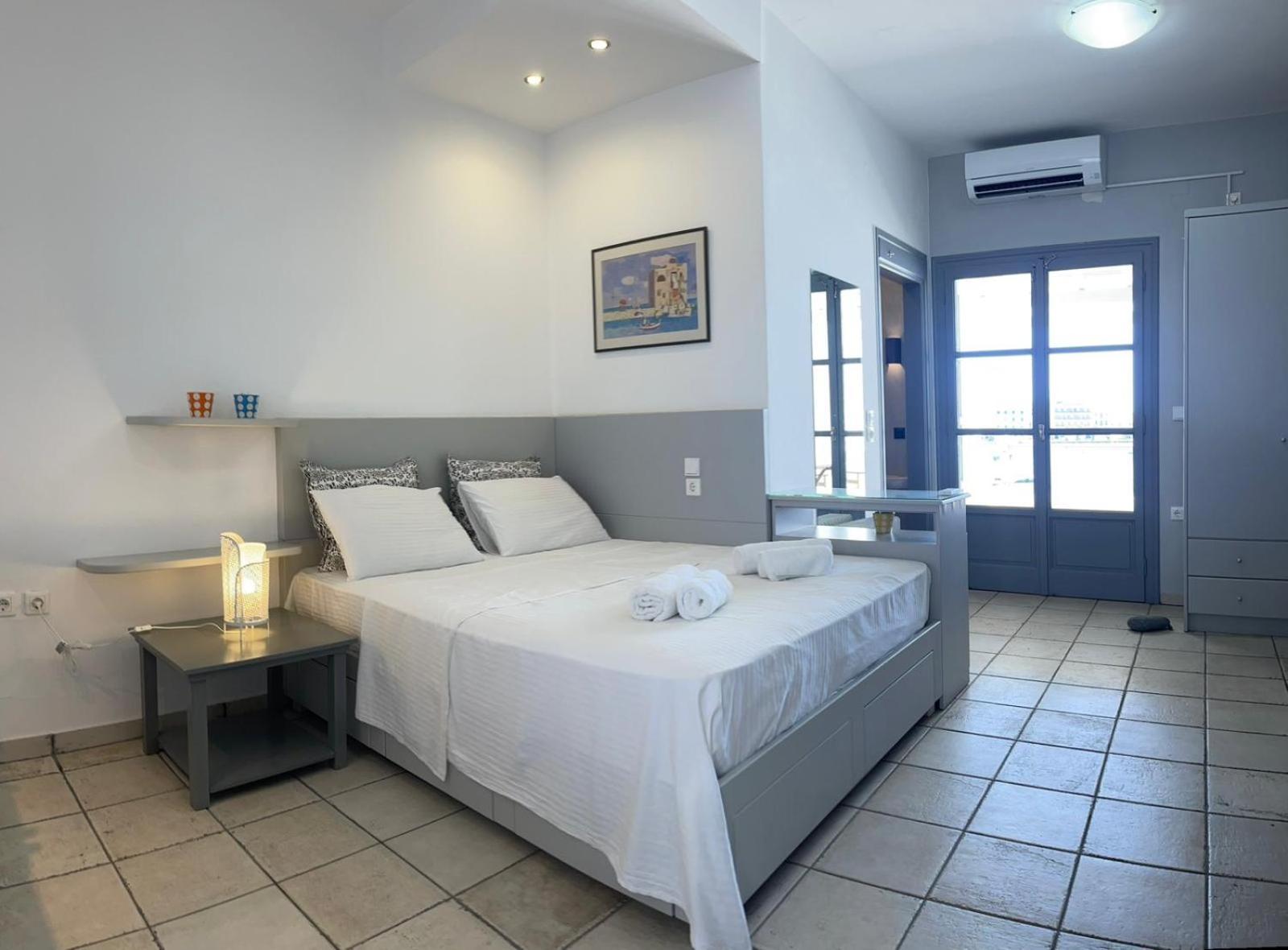 Centre With Old Port Sea View & Balcony * Tinos