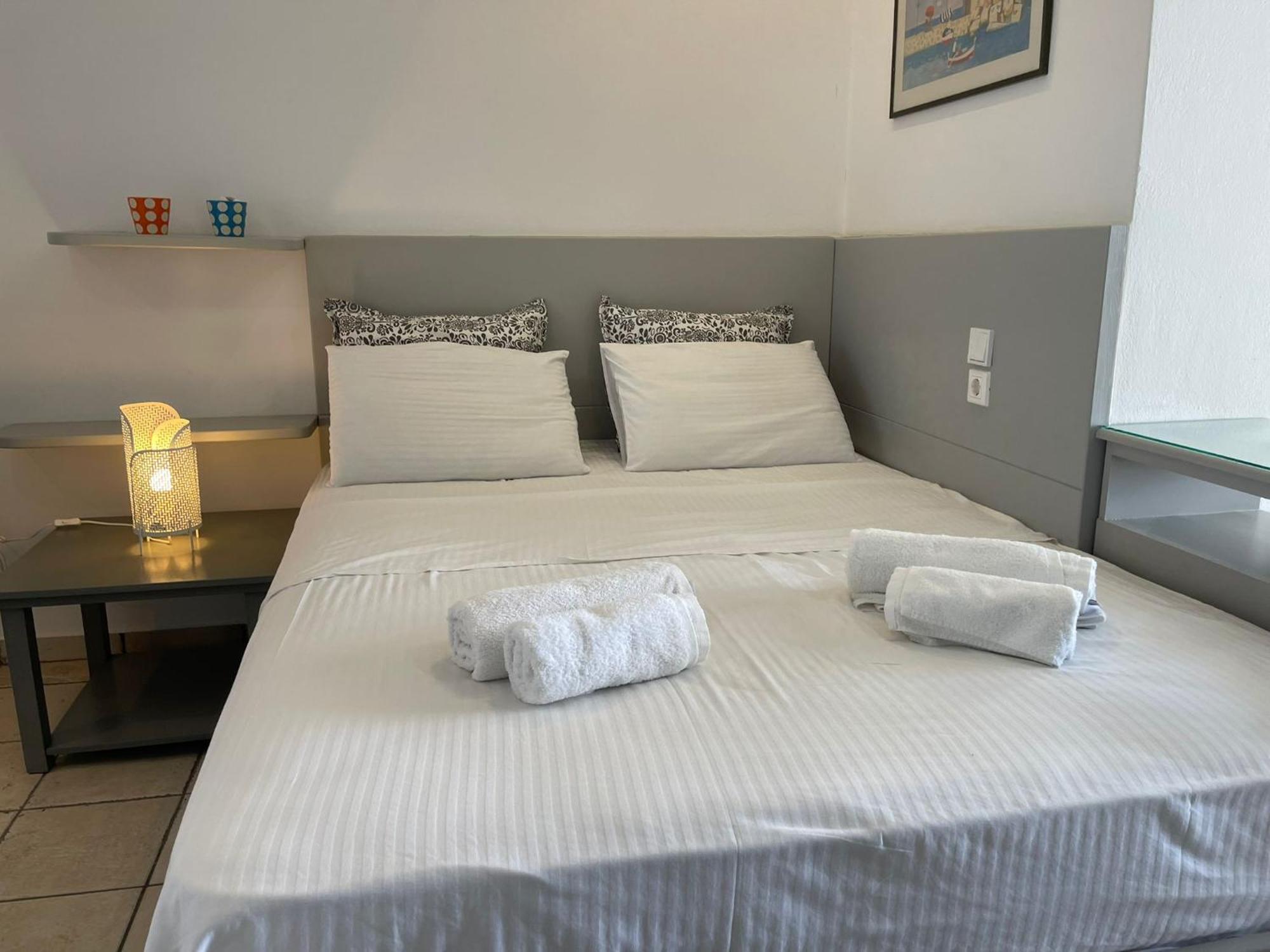 Centre With Old Port Sea View & Balcony * Tinos