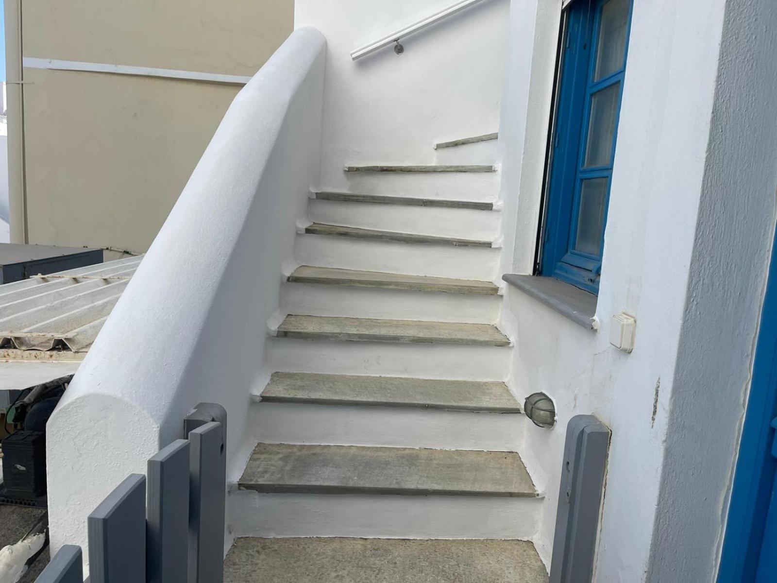 Centre With Old Port Sea View & Balcony Apartment *