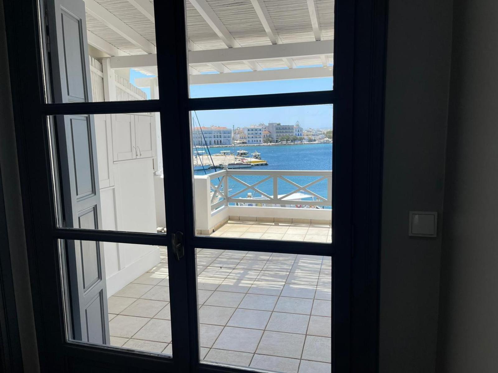 Centre With Old Port Sea View & Balcony Apartment Tinos