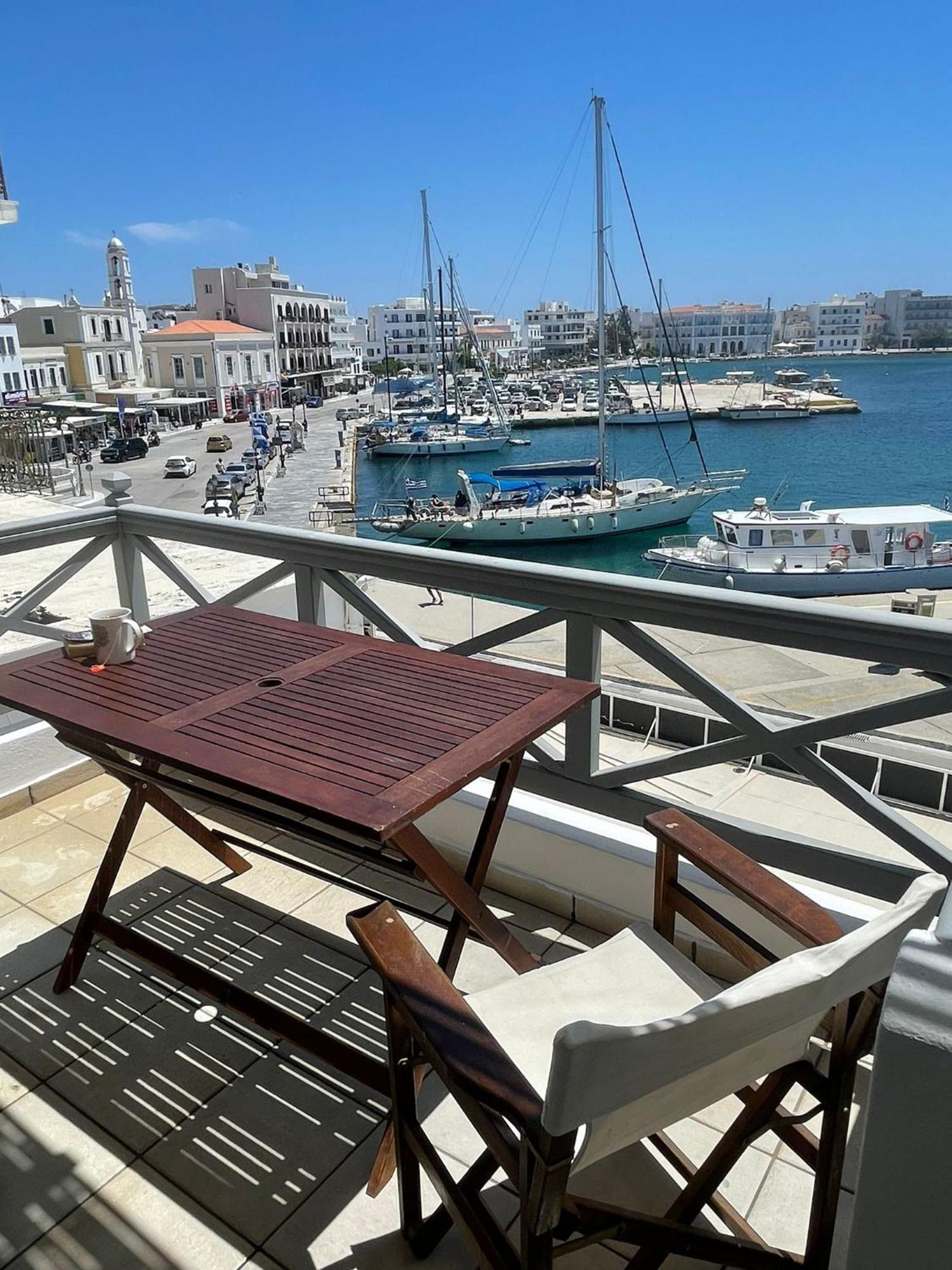 Centre With Old Port Sea View & Balcony Tinos