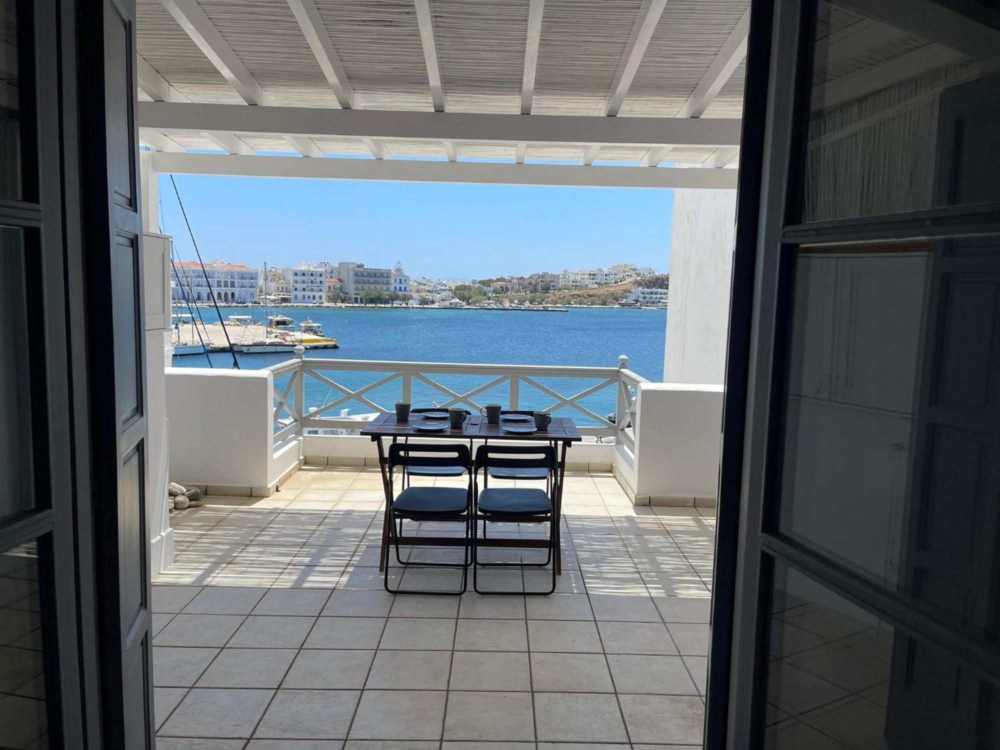 Centre With Old Port Sea View & Balcony Apartment Tinos