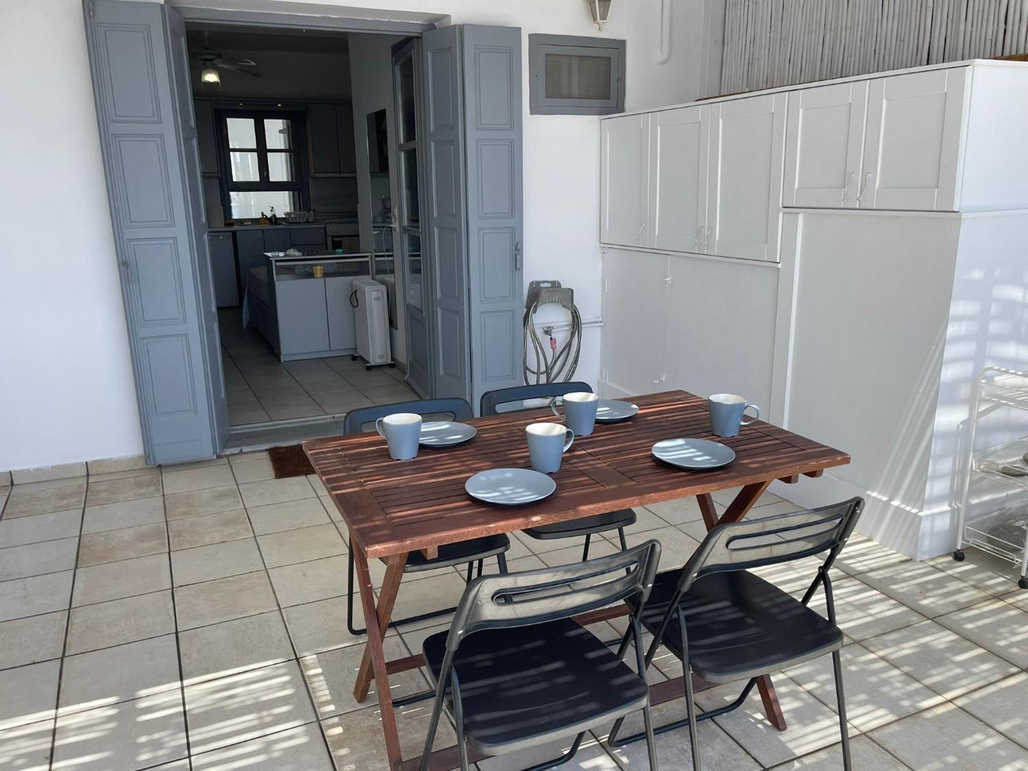 Centre With Old Port Sea View & Balcony Apartment *