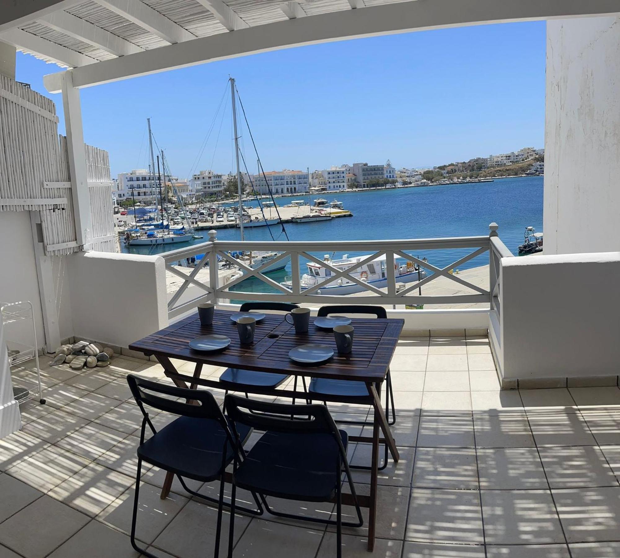Apartment Centre With Old Port Sea View & Balcony Tinos