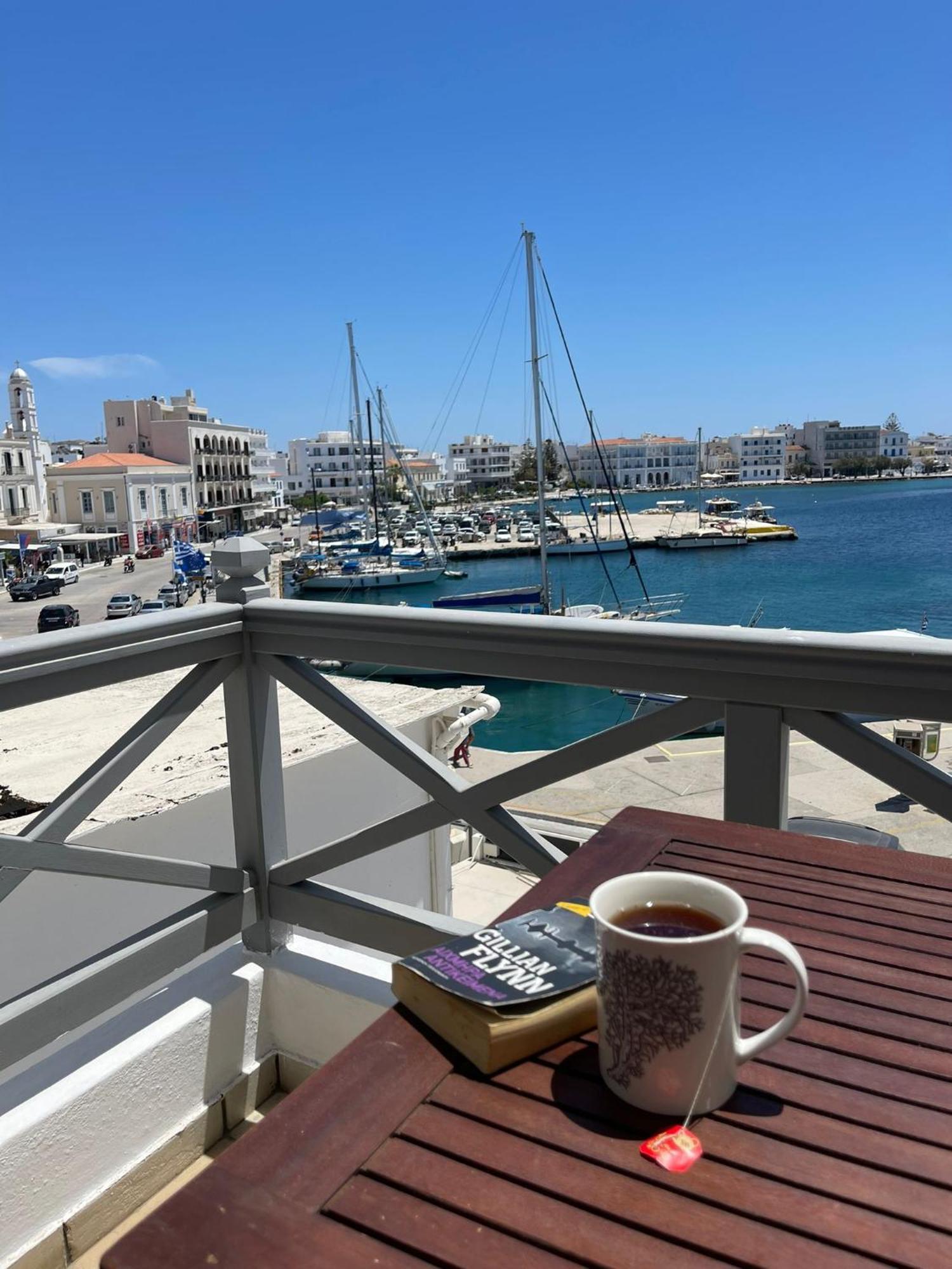 Centre With Old Port Sea View & Balcony Tinos