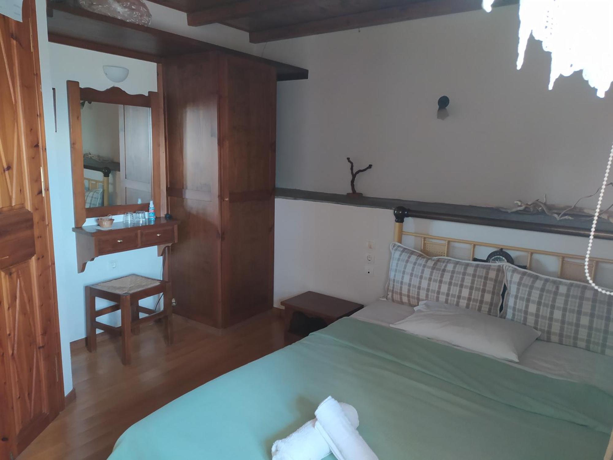 Guest house Archontiko Iatridis *