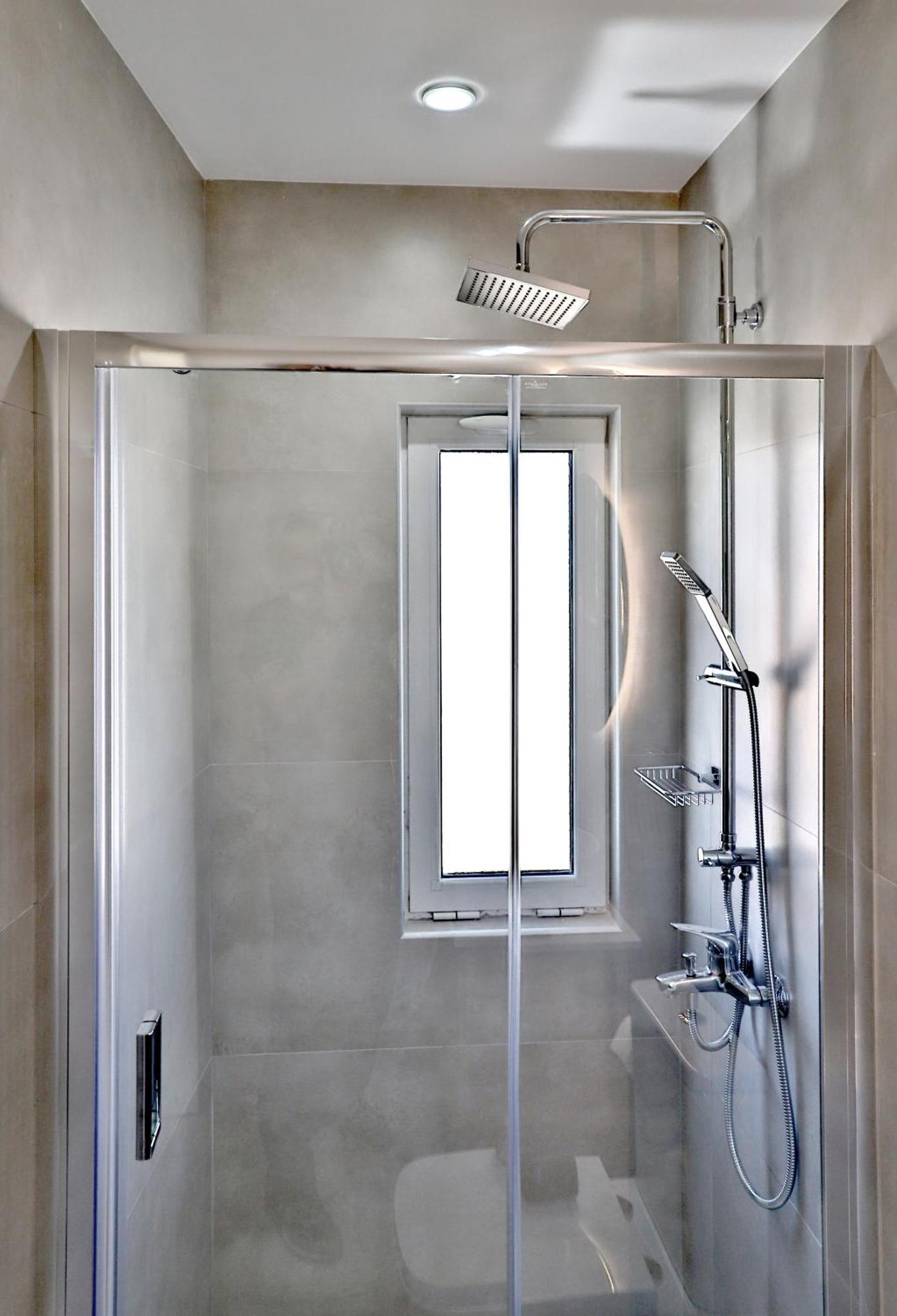 Helios & Apartment Makry Gialos (Crete)