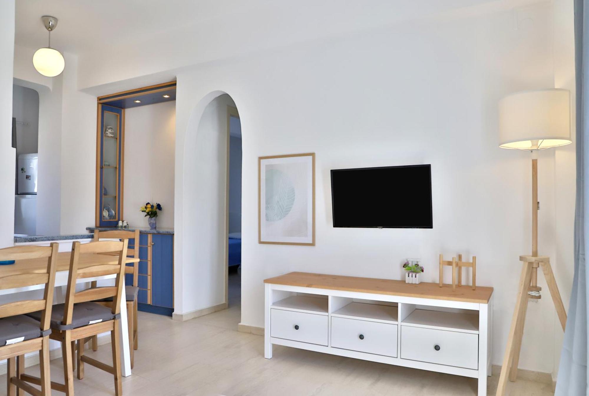 Helios & Apartment