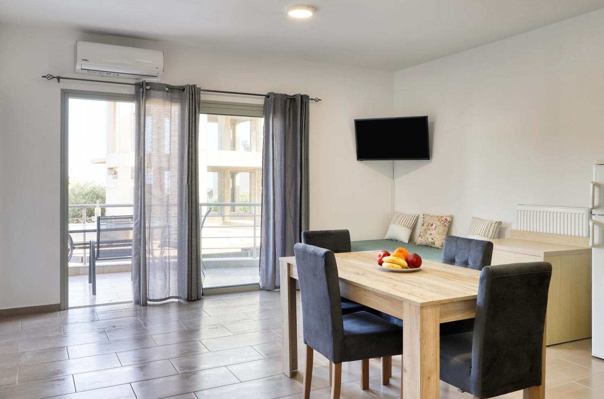 Helios & Apartment *