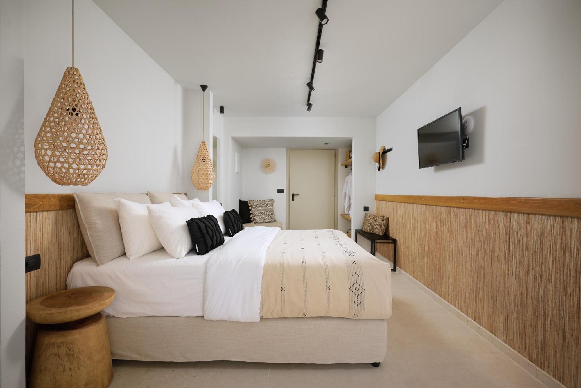 Artemis Aparthotel Makry Gialos (Crete)