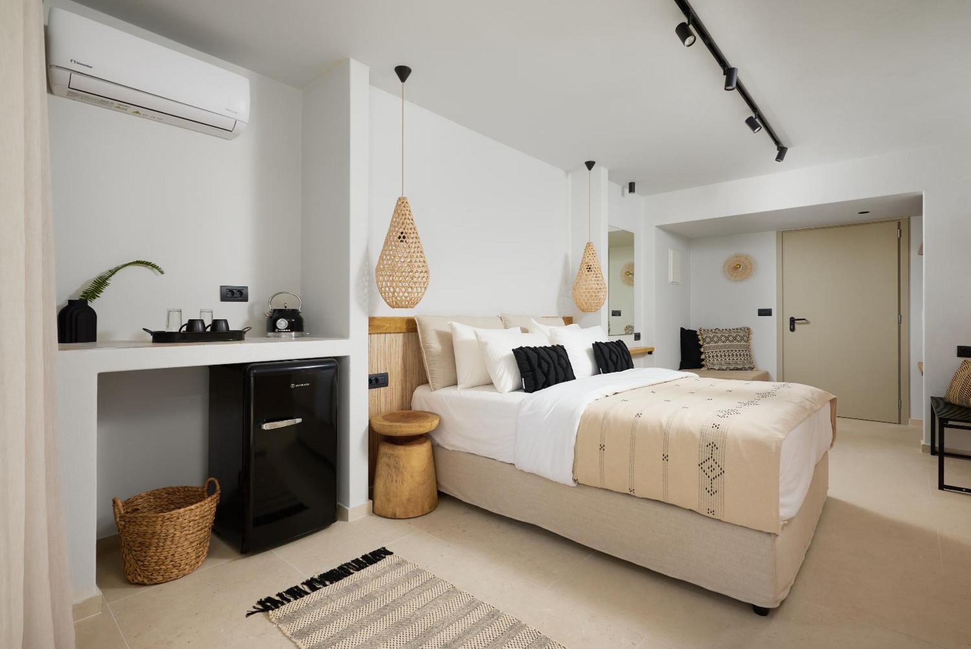 Artemis Aparthotel