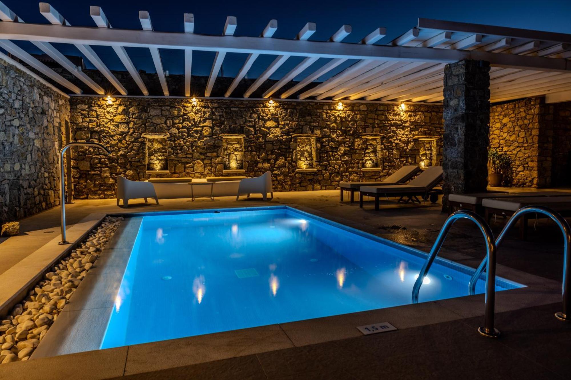 Artemis Villa Mykonos Town