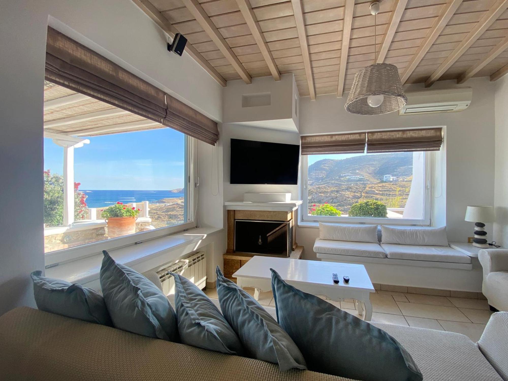 Paradise - Irina's Oasis Ftelia (Mykonos)