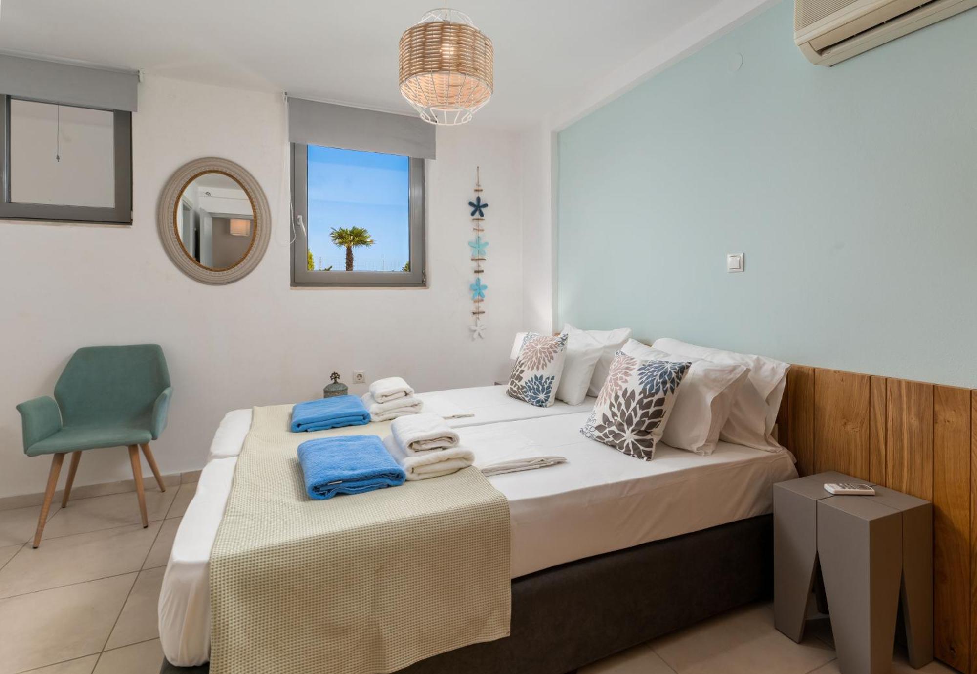 Serenity - With Private Heated Pool *
