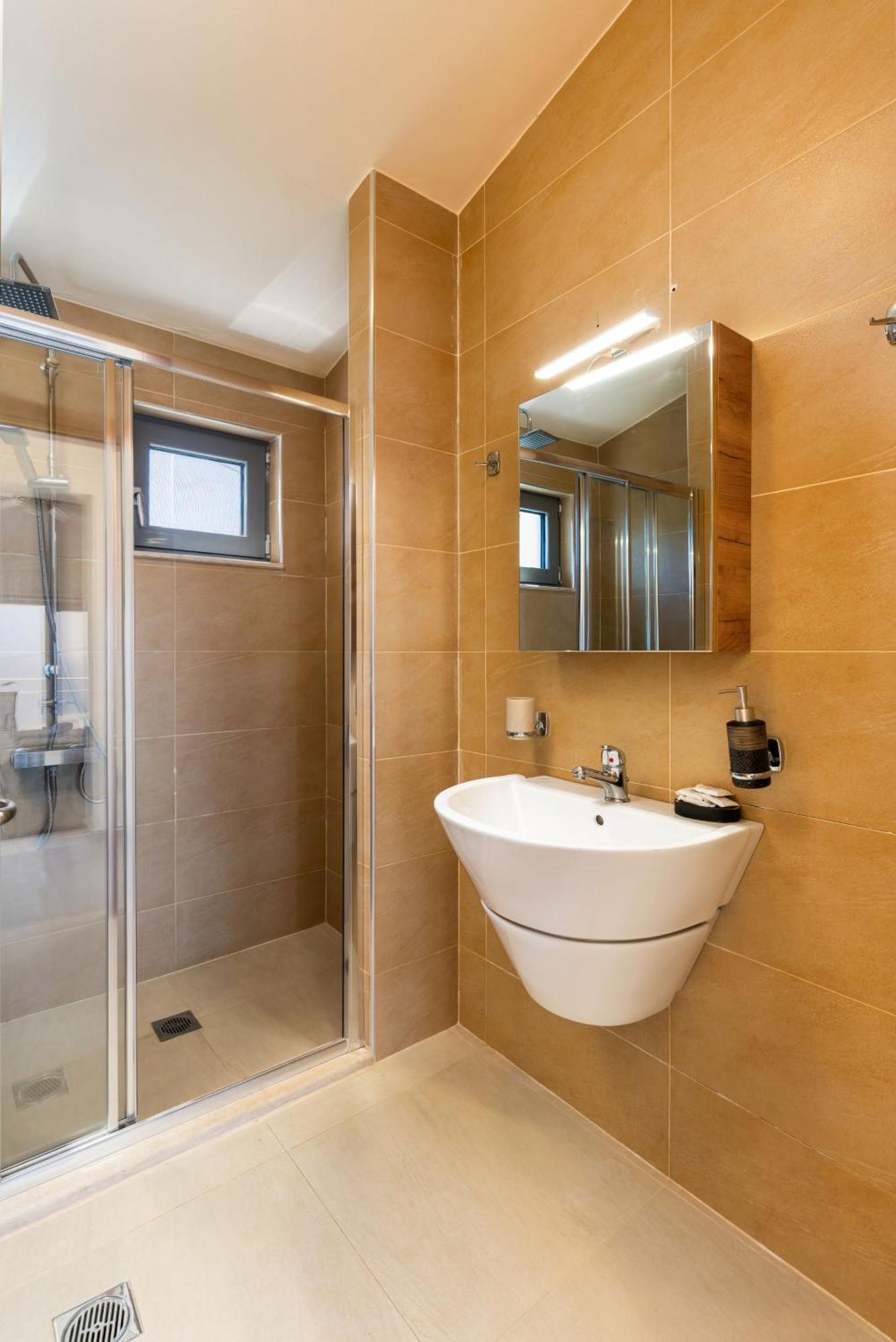 Serenity - With Private Heated Pool Villa *