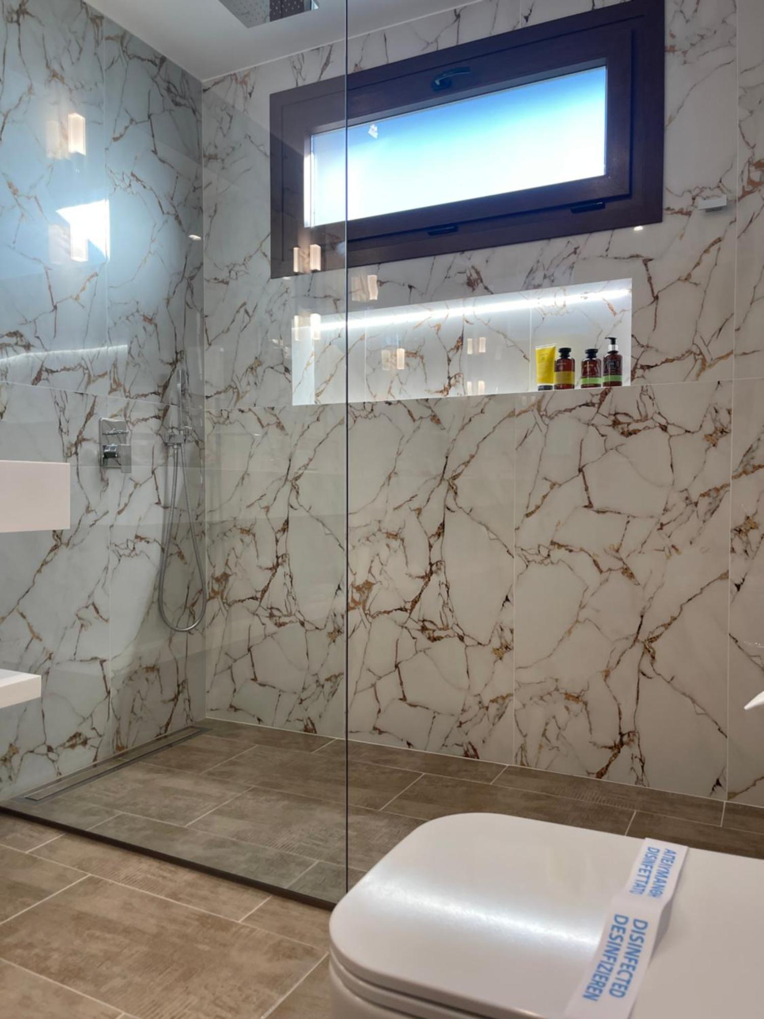 Elia Luxury House