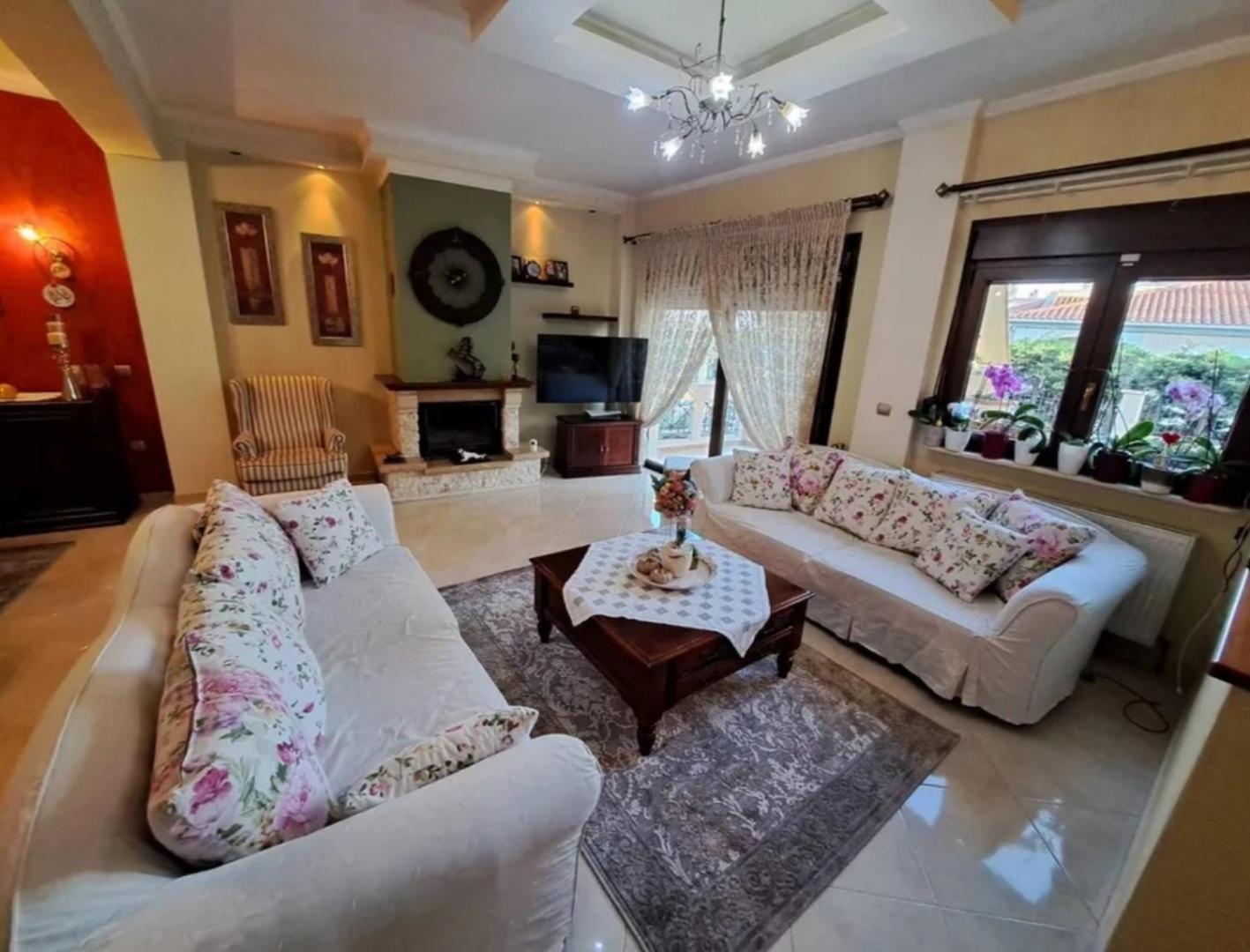 Family House Villa *