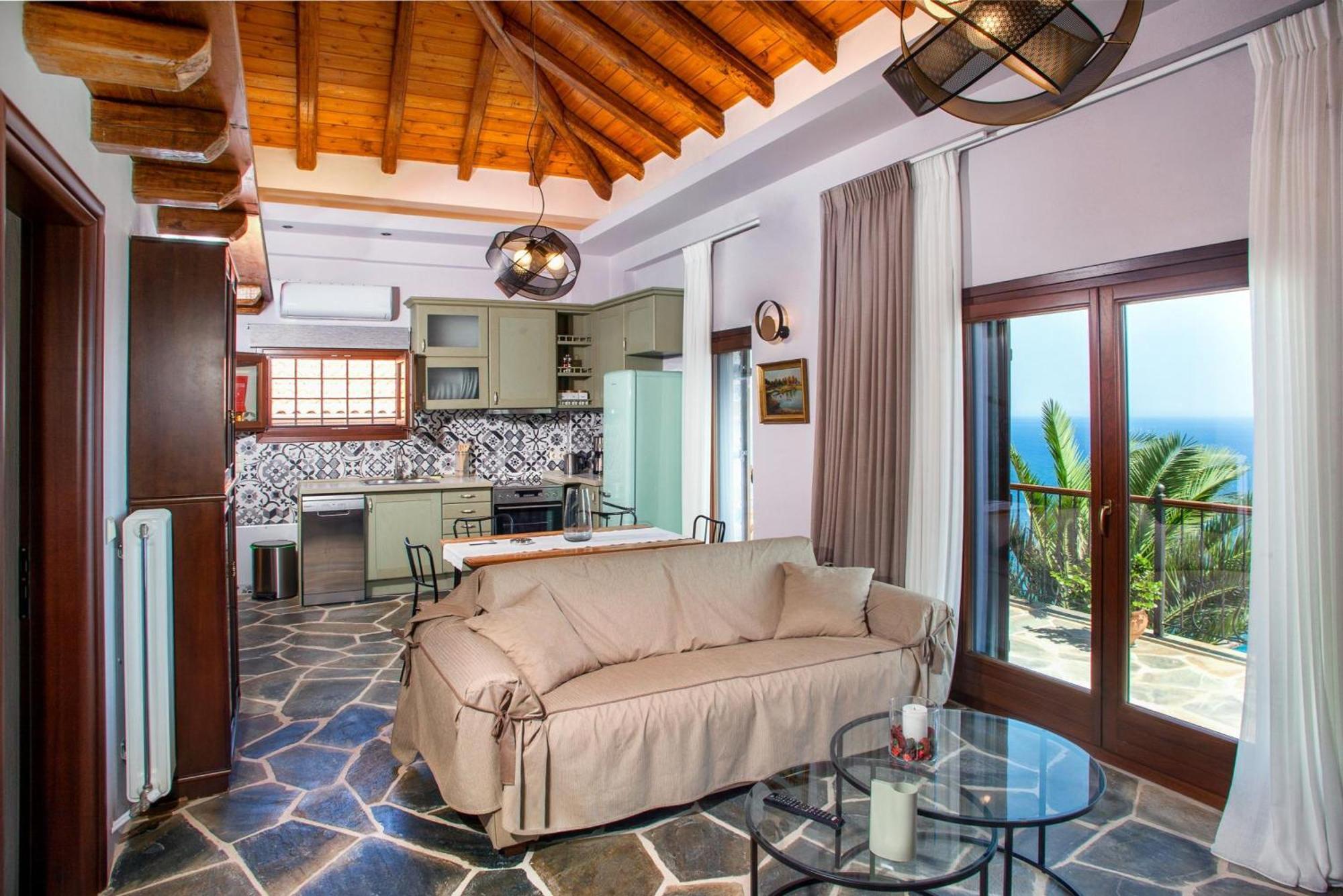 Barbarella Luxury Agios Ioannis (Thessaly)