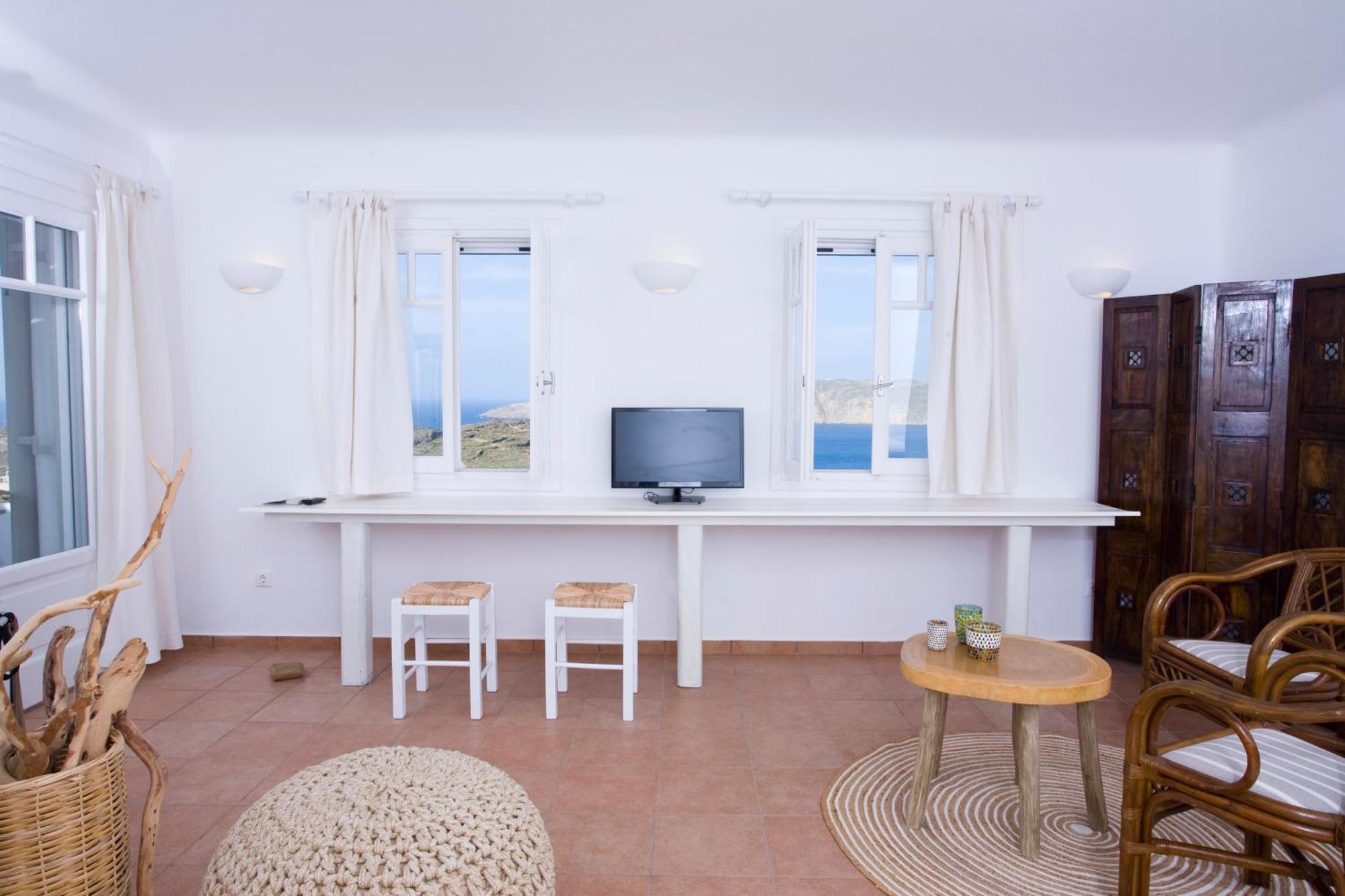 Aparthotel Yakinthos