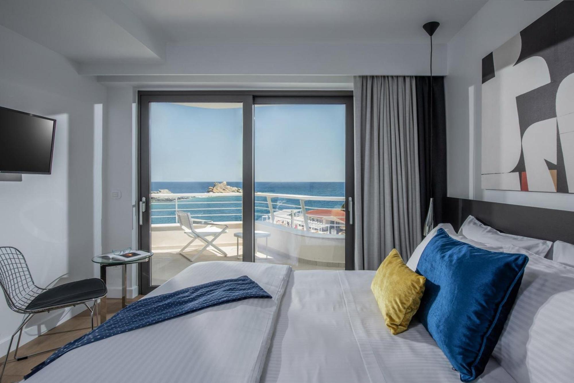 Made By The Sea 3 Villa