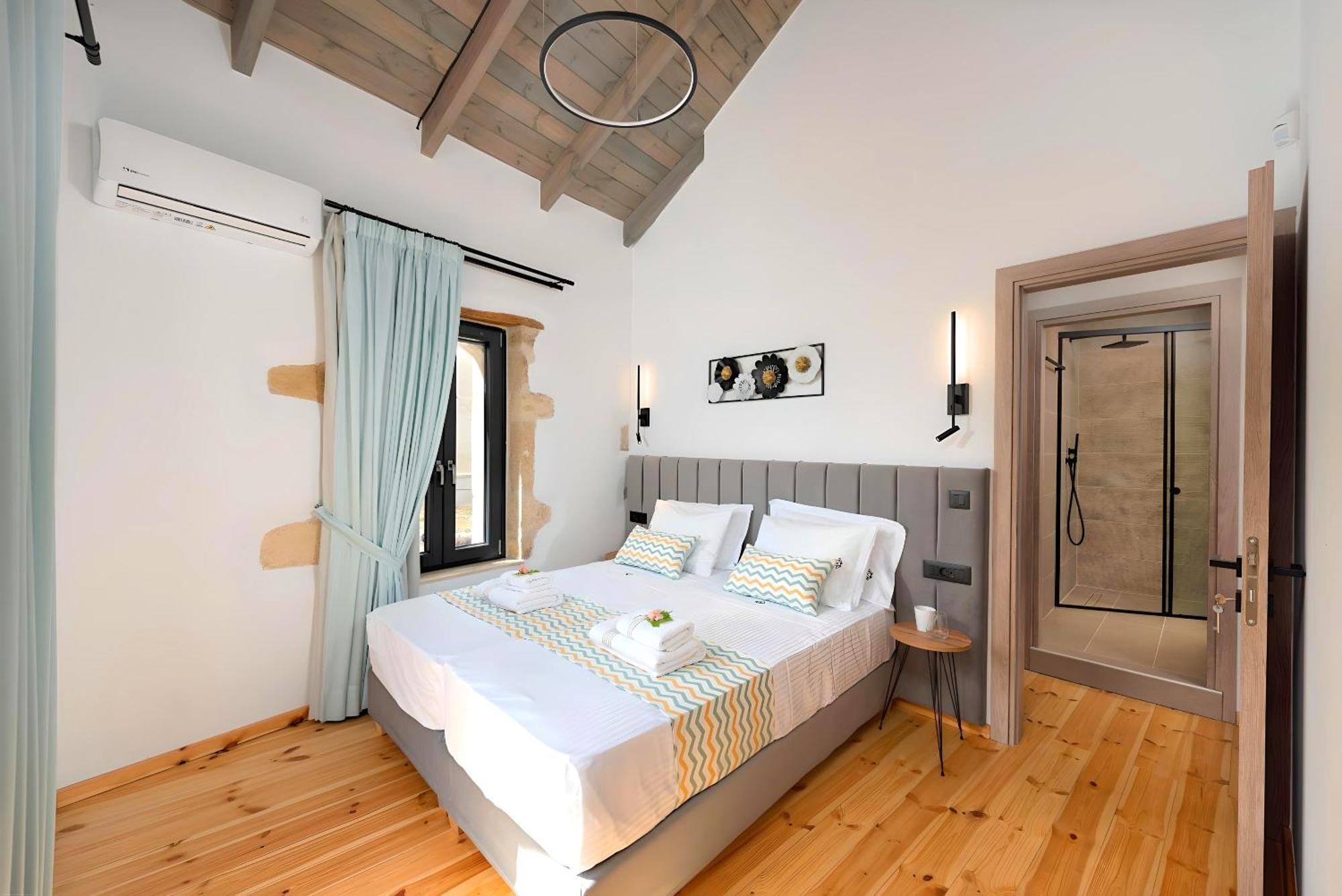 Roustico Luxury Heated Whirpool *