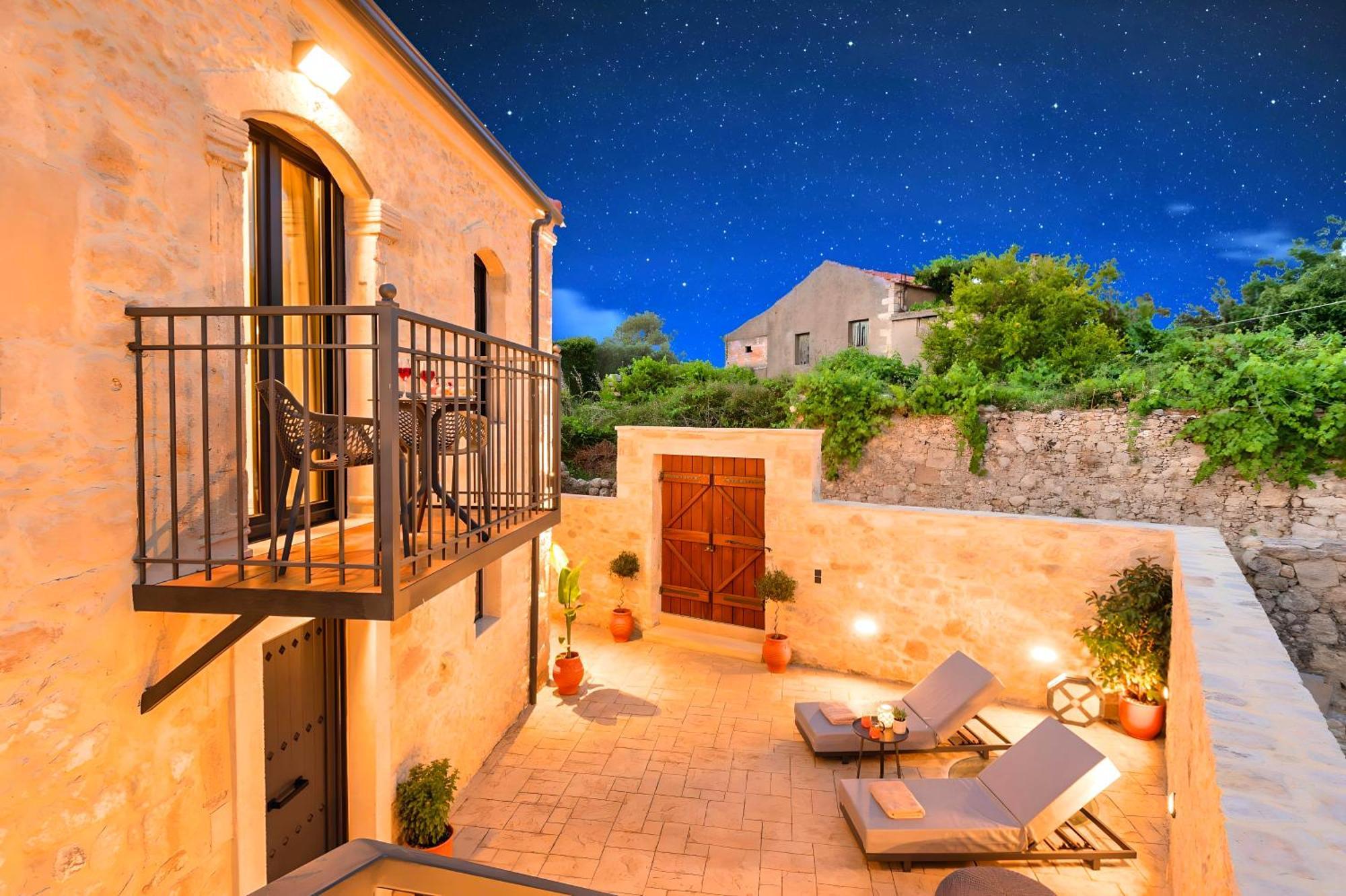 Roustico Luxury Heated Whirpool Villa *