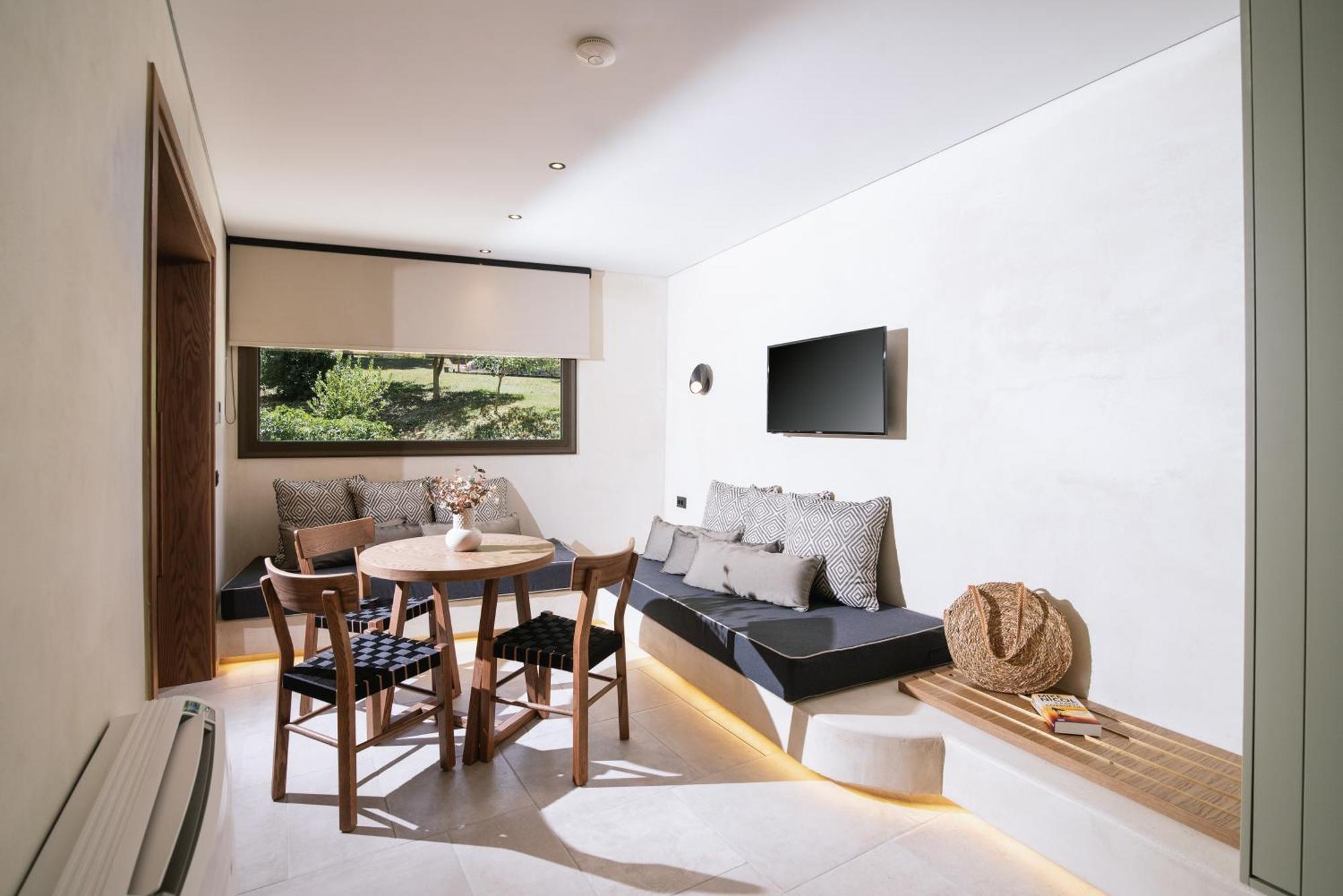 Idi Hotel 2*